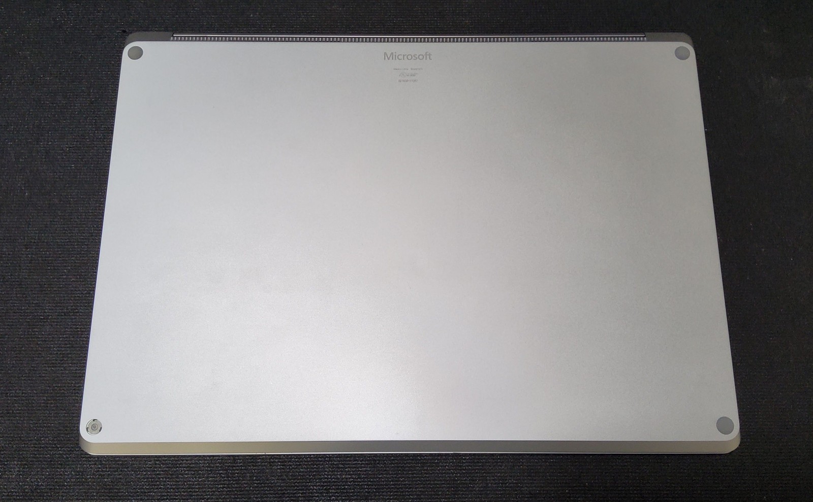 Microsoft Surface 4 15″ Laptop i7 11th Gen 16GB RAM 256GB SSD Windows 11 Pro