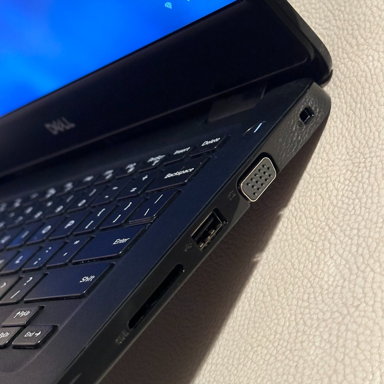 14″ Dell Latitude 3400 Laptop Intel Core i3-8145U 8GB Ram 256Gb SSD Win11 Pro
