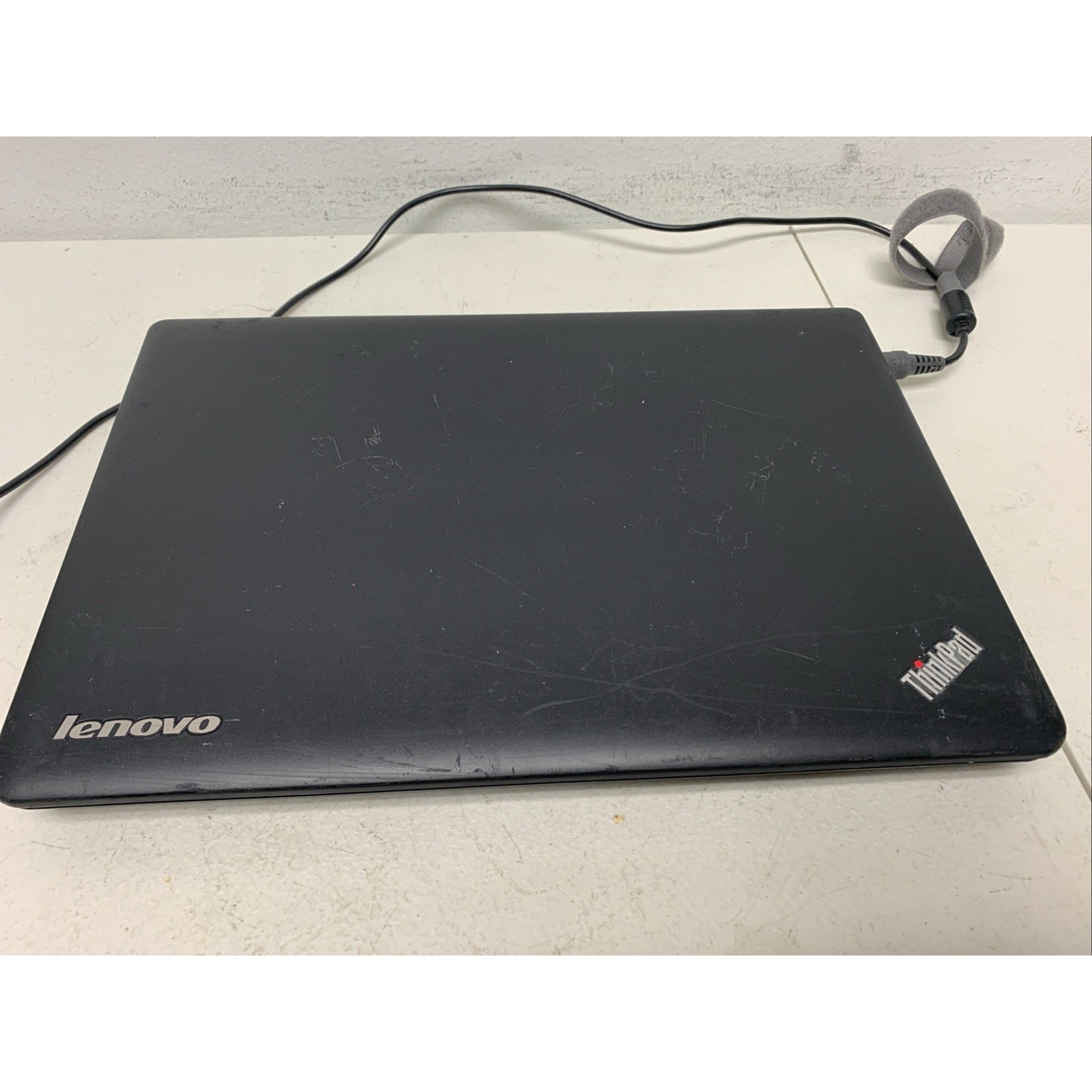 Lenovo ThinkPad Edge E430 14″ i5-2450M 2.5ghz 4GB Ram 120gbSSD WIND10 Pro Read