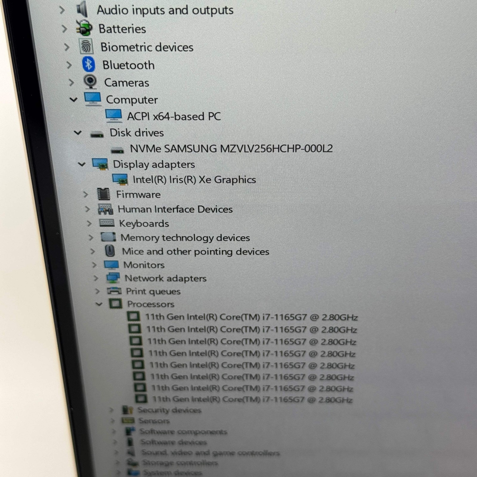 HP Spectre 15T-EB100 15.6″ i7-1165G7 2.8GHz 16GB RAM 256GB SSD