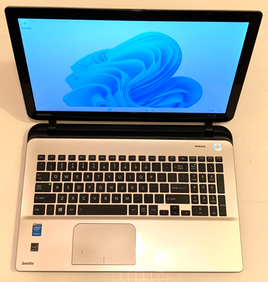 Toshiba Satellite L55-B 15.6″ WIN 11 ACTIVATED i5-4210U 1.7/2.7GHz 8GB RAM 750GB
