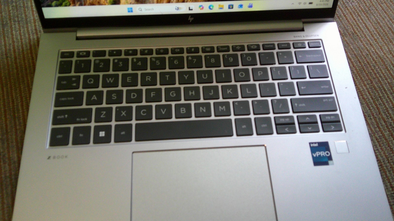 HP ZBook Firefly G9 14″ Laptop i7-1265u 12gen 16 gig ram 256 sshd win 11