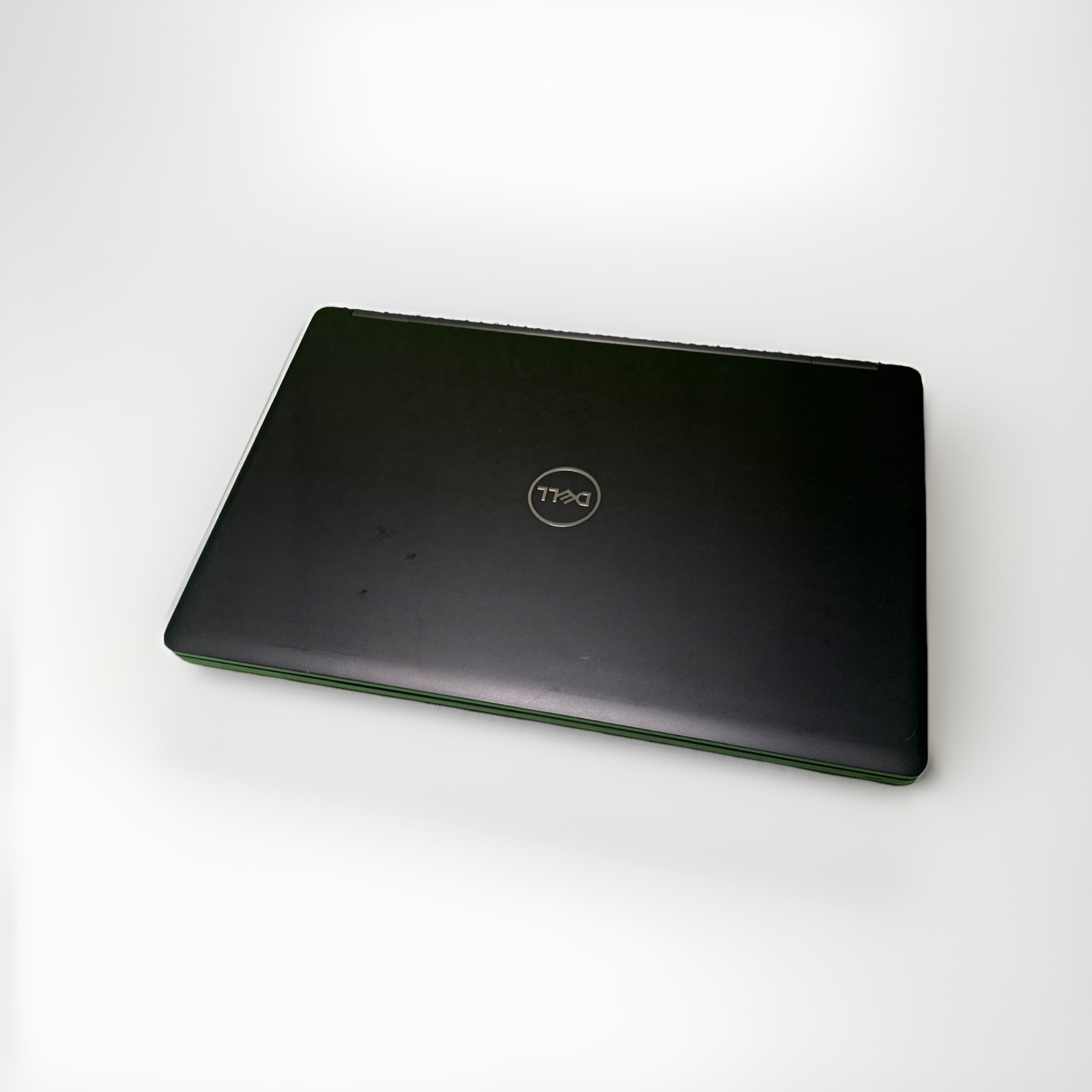Dell Precision 3530 15.6” i7-8750H 2.20GHz 16GB RAM 256GB SSD P600 Win11P