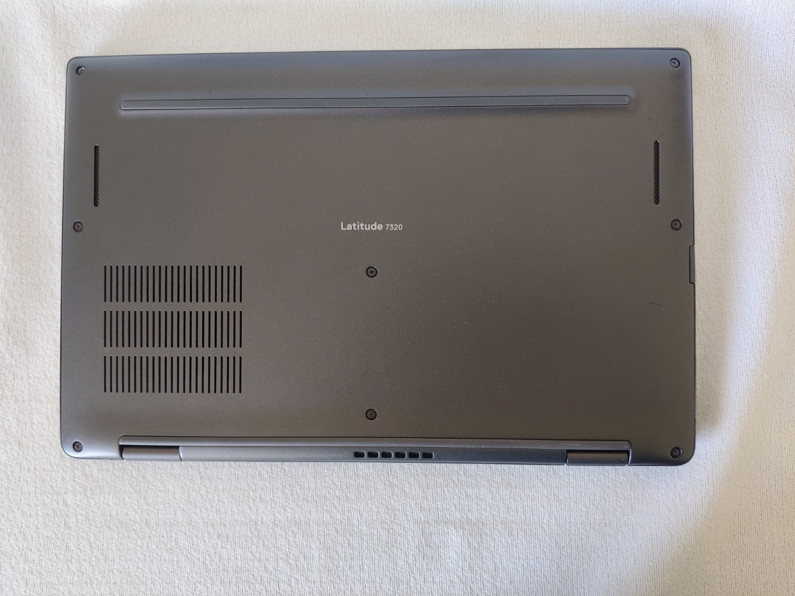 Dell Latitude 7320 i5-1145g7, 16gb RAM 256gb SSD great condition