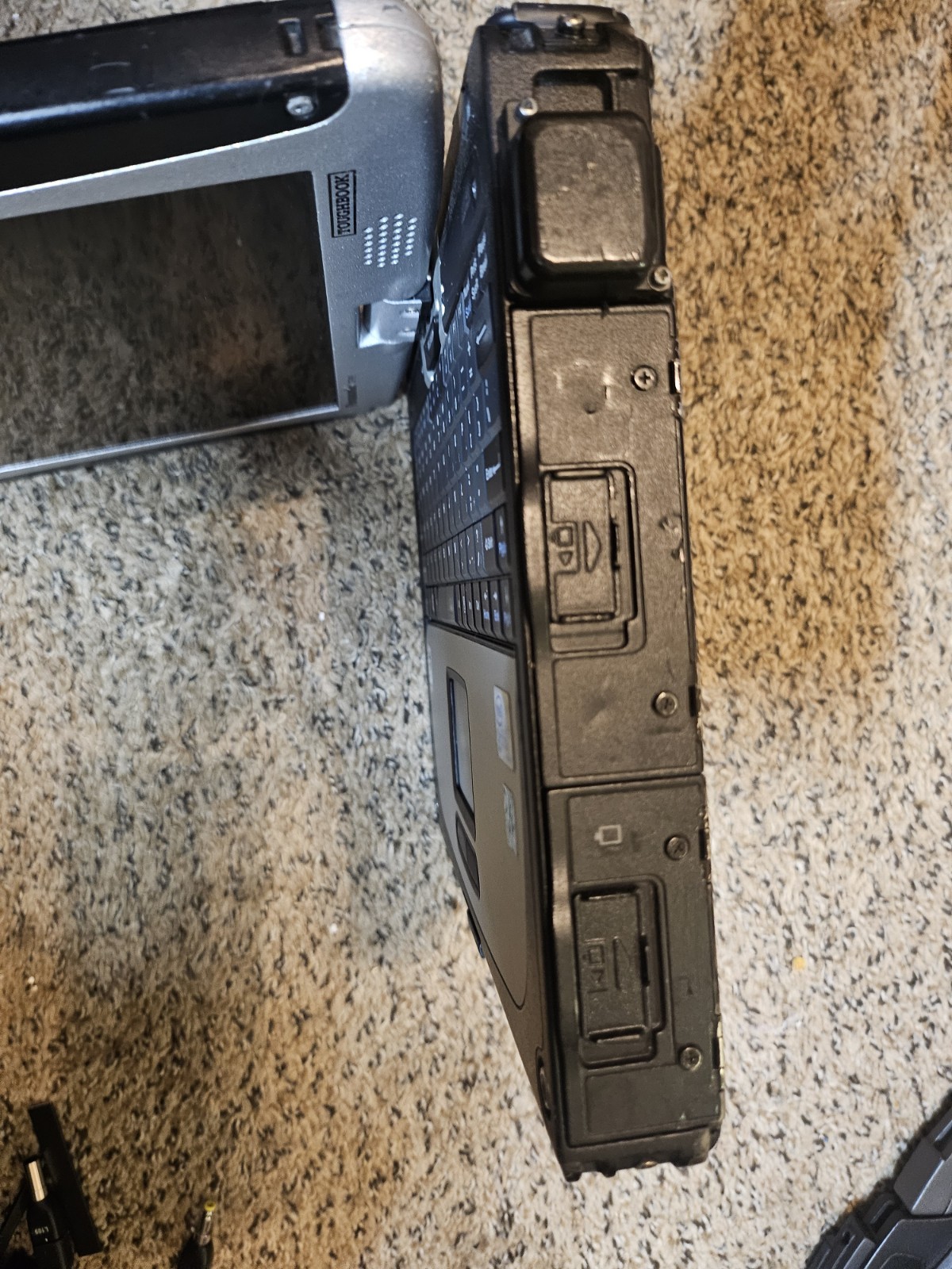 Panasonic Toughbook CF-19, Core 2 duo 2GB RAM, no HDD w screen protector
