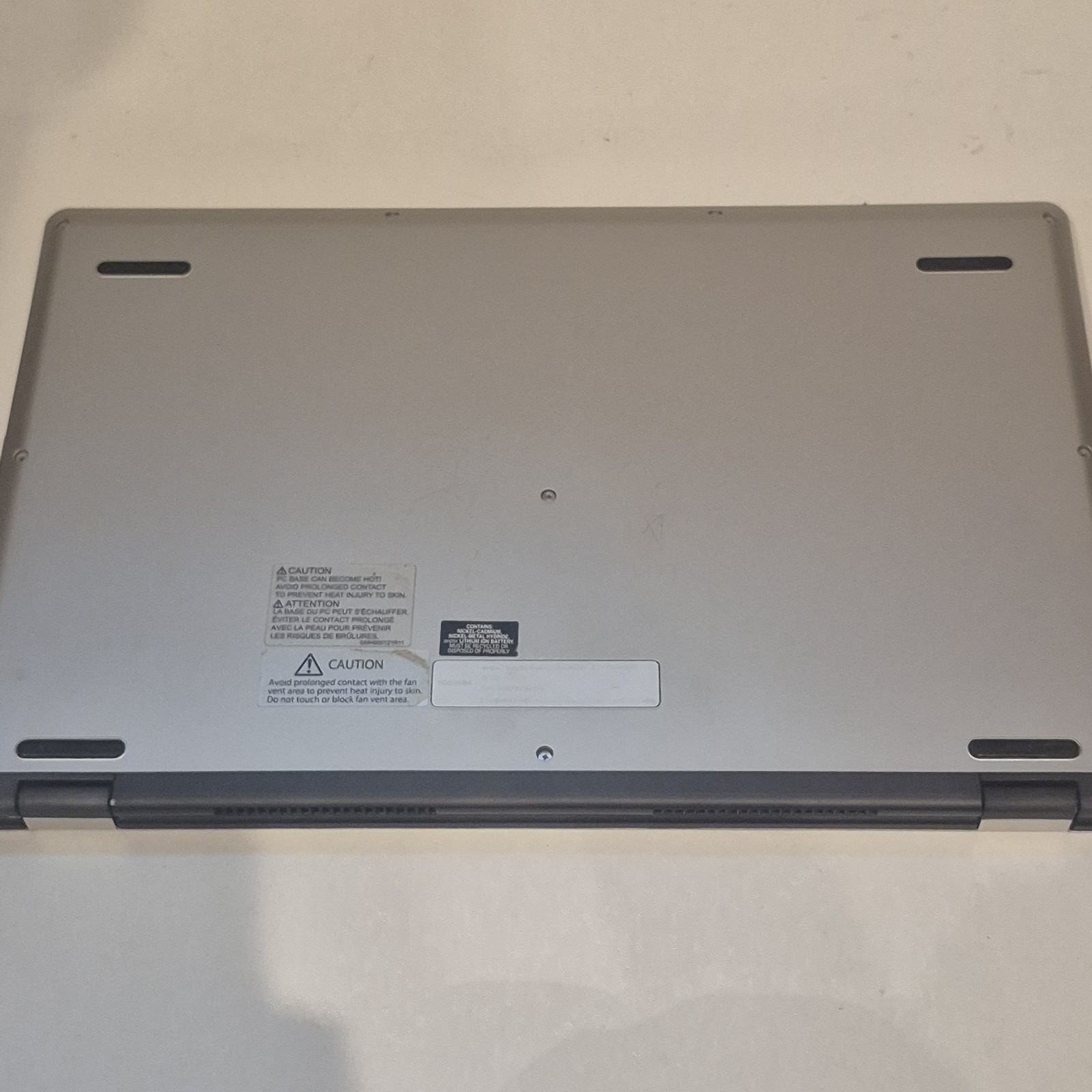 TESTED WORKS Toshiba Satellite Radius P55W-B5224 i7-4510U 8GB Convertible Tablet