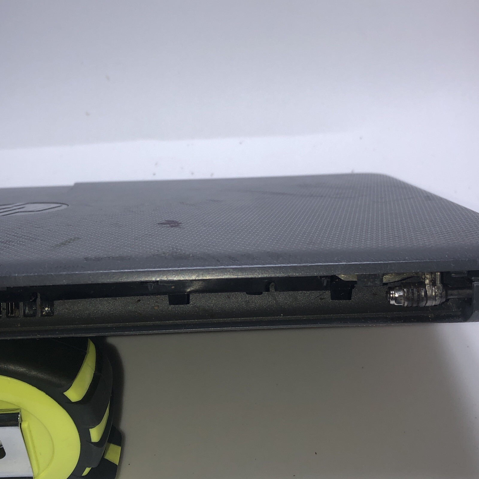HP 255 G7 AMD E2-9000E 1.50GHZ 4GB ( Not Sure of Model ) For Part Only ( See Pic