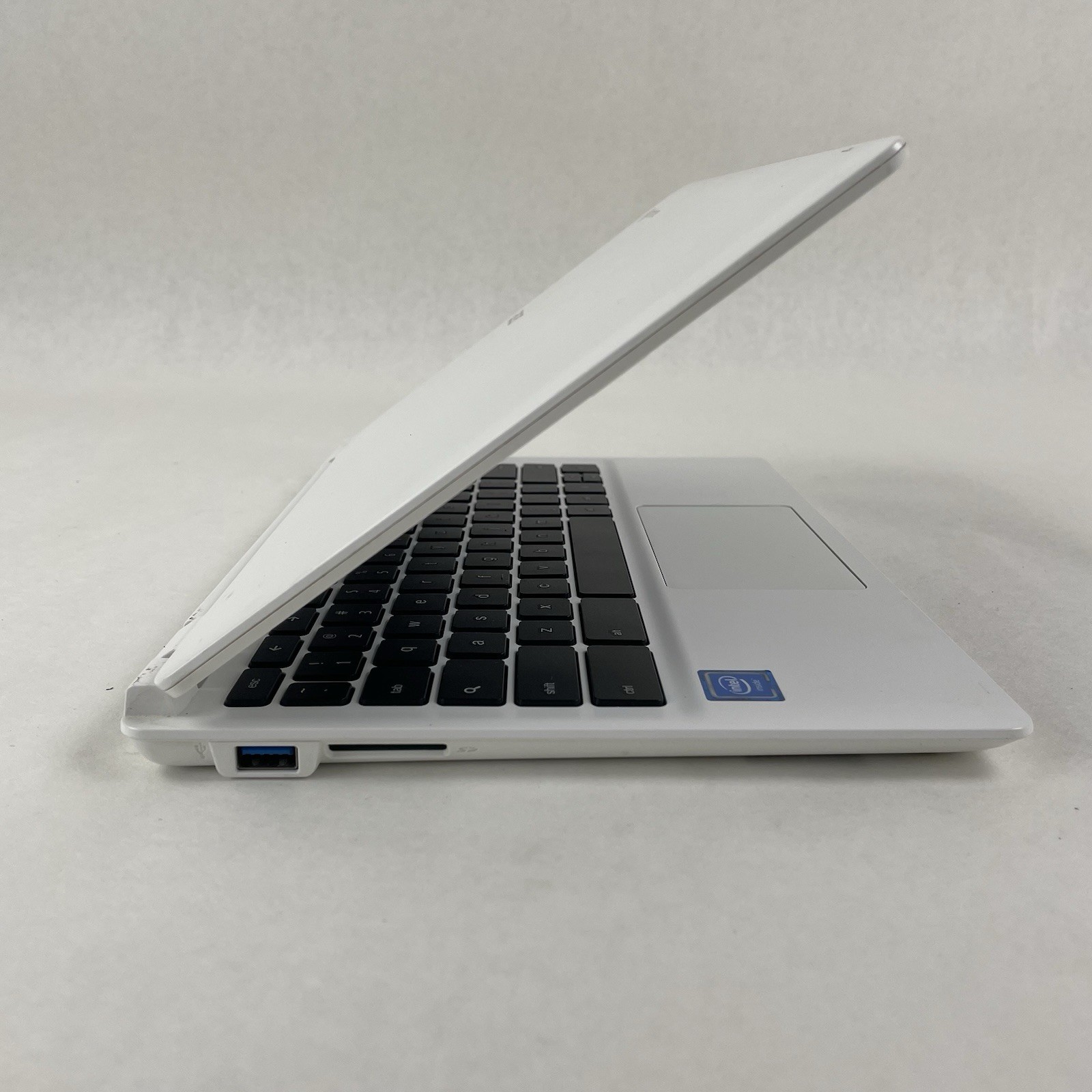 Acer CBS-111 11.6″ Celeron N2840 2.16 GHz 2 GB RAM 16 GB HDD No AC