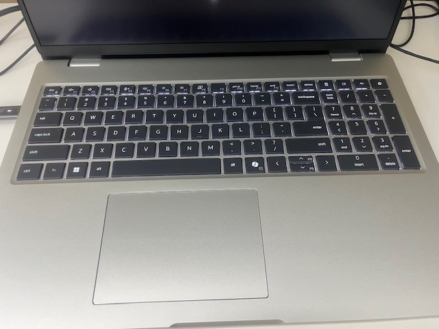Dell Pro 16 Config1 – AMD Ryzen AI 7 PRO 350