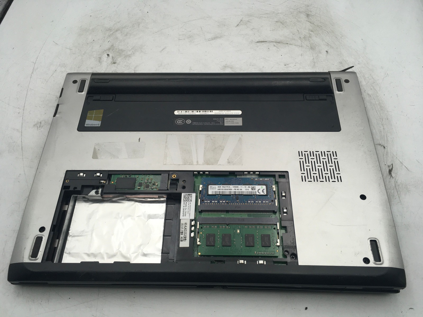DELL LATITUDE 3330 – FOR PARTS/BAD LCD -INTEL I5 1155G7 – 8GB RAM -READ DESC- BB