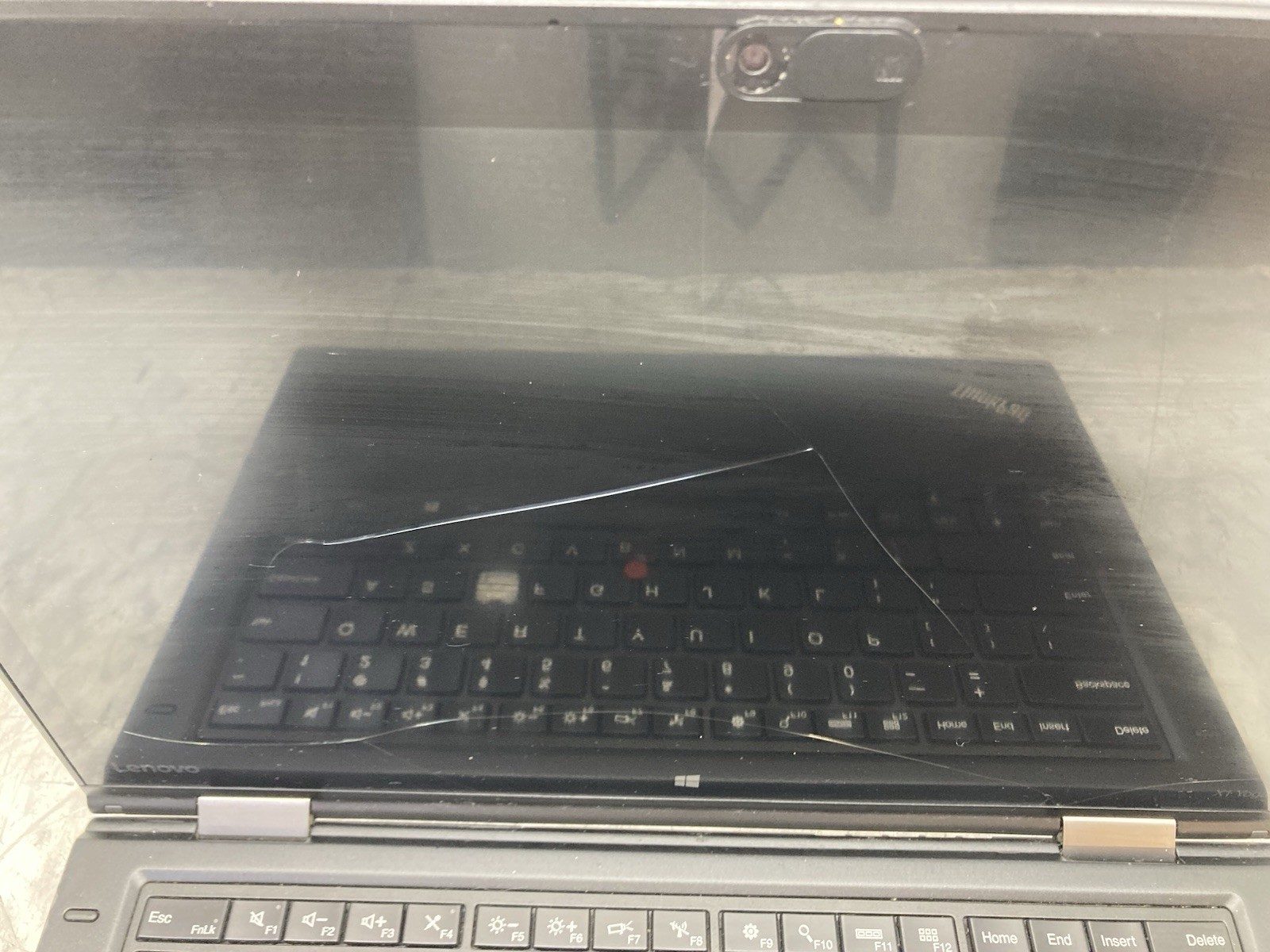 Lenovo ThinkPad X1 Yoga i7-6600U 2.60GHz 16GB No HDD Boots BIOS *CRACKED SCREEN