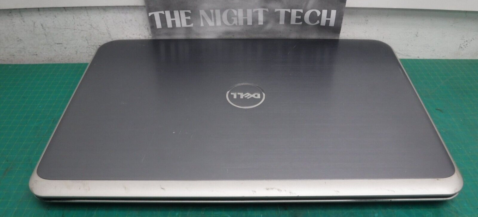 Dell Inspiron 5721 i7-3537U 17″ Intel core 2.0 GHz 8 GB Ram No HDD/OS/Battery