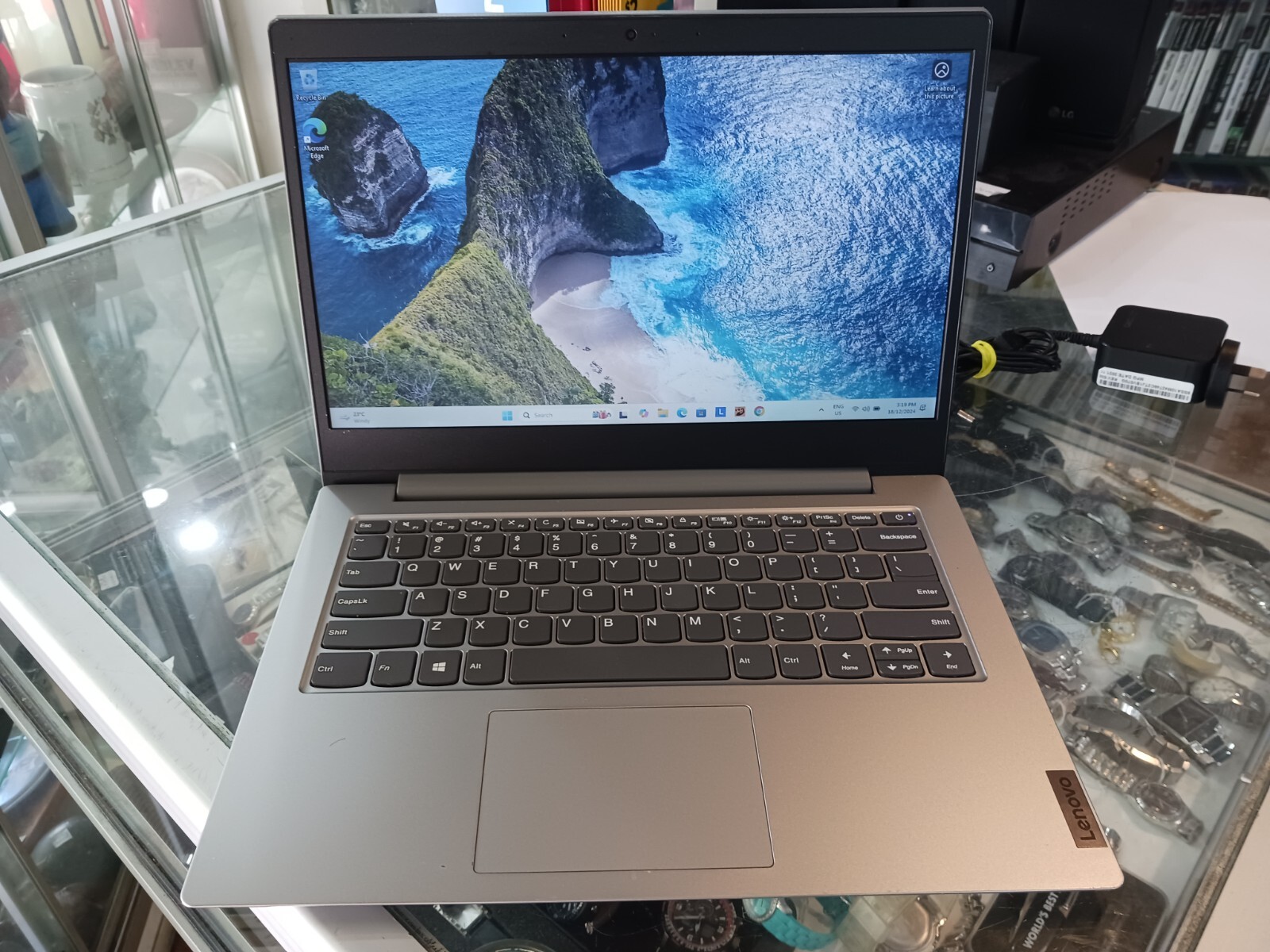 LENOVO IDEAPAD 1 14IGL05 (81UV) 14” WIN 11 4GB RAM INTEL CELERON N4020 64GB