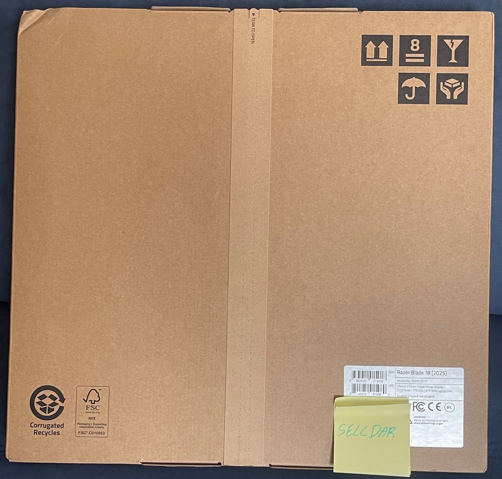 Razer Blade 18 Gaming Laptop GeForce RTX 5080 32 GB Core Ultra 9 275HX 1TB SSD