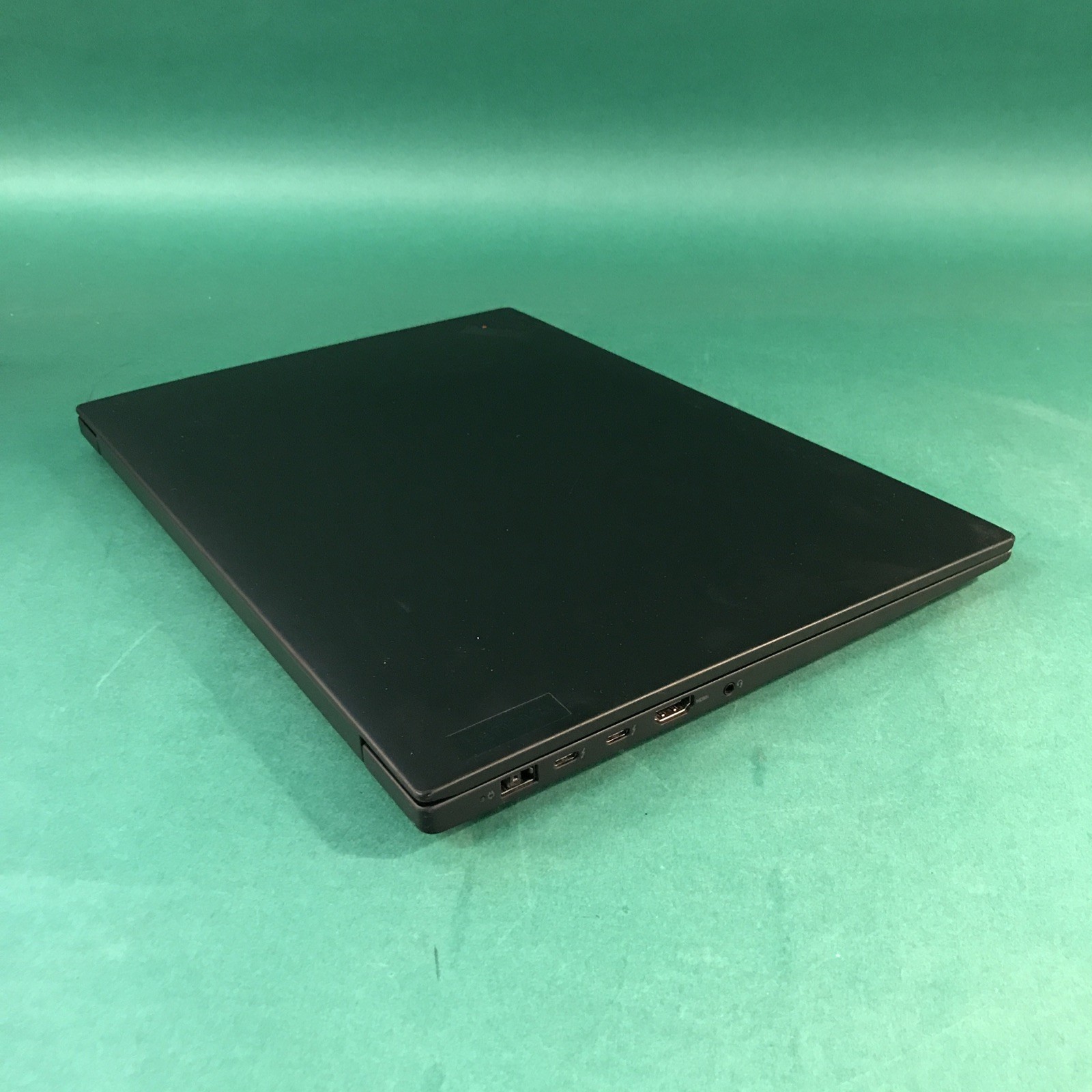Lenovo ThinkPad P1 Gen 5 Intel i9-12900H 8GB RAM 1TB NVME RTX A2000 W11PRO