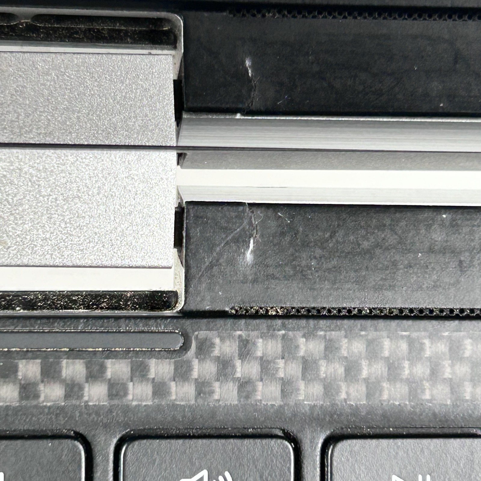 Dell XPS 13 9310 2-in-1 FHD+ TOUCH i7-1165G7 2.80GHz 16GB 256GB SSD FRAME SPLIT