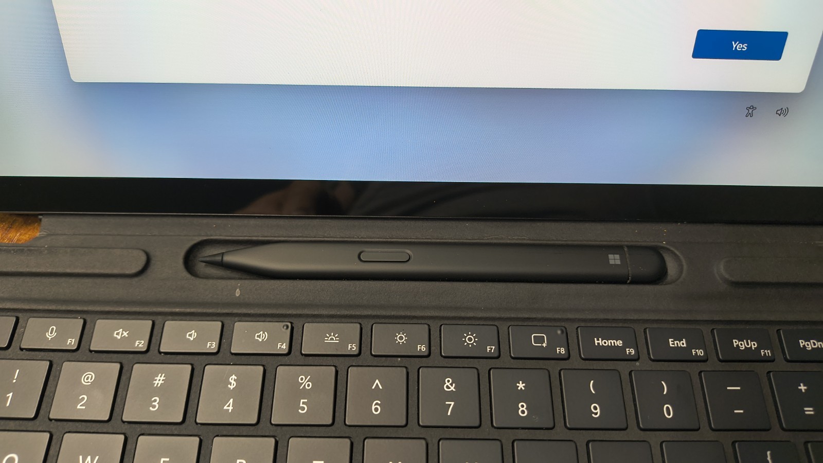 Microsoft Surface Pro 11th Edition 13″ Snapdragon X Elite 16GB 512TB SSD