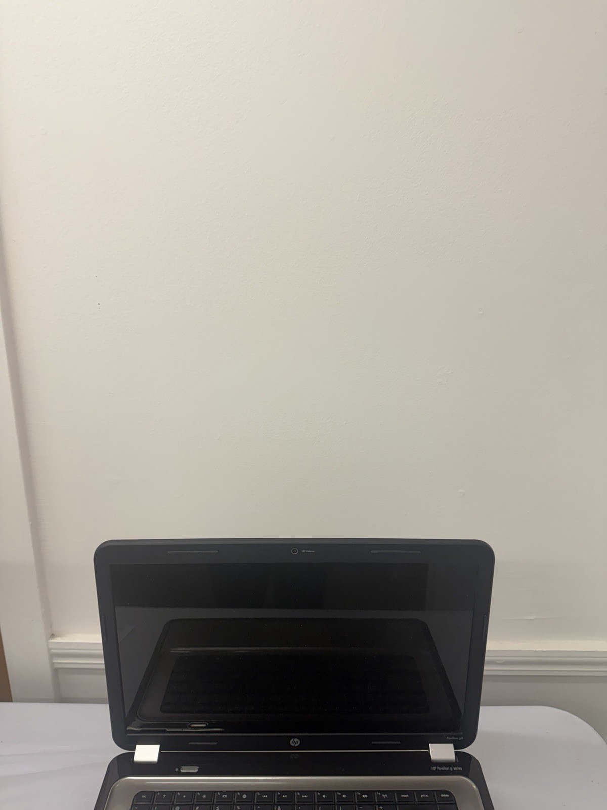HP Pavillion g6 Laptop – Pixel Blotches on Screen – AMD A6-3420m – Read Des