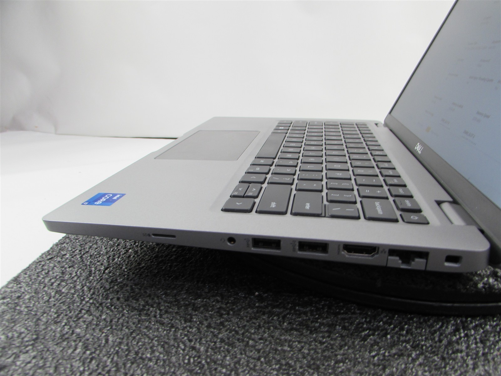 DELL LATITUDE 5430 1920X1080 FHD CORE I7-1265U 512GB SSD 16GB RAM NO O.S