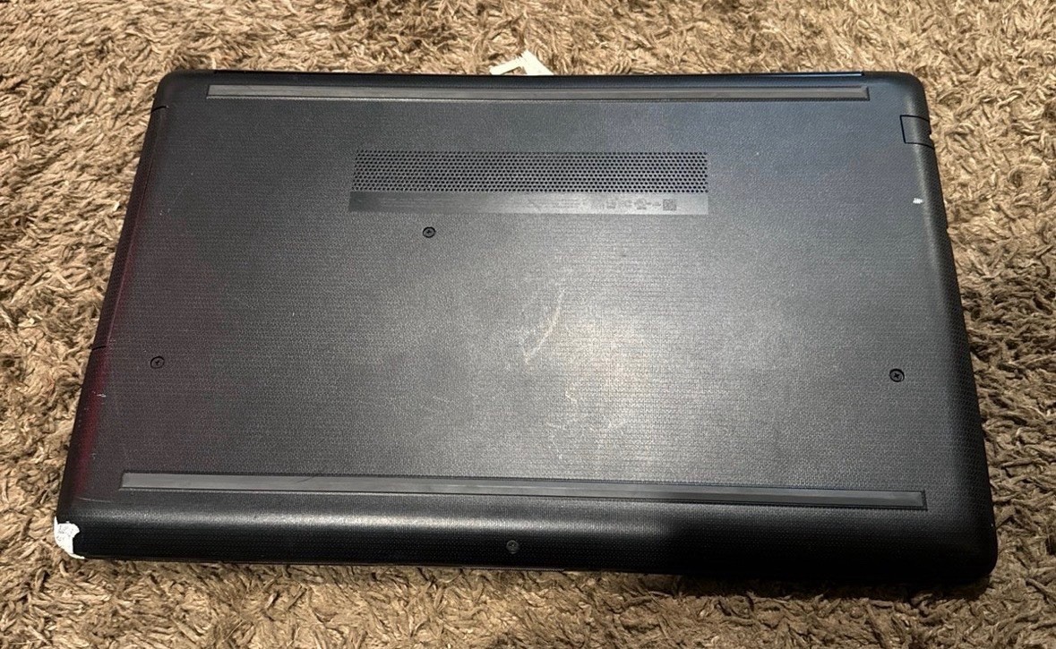 HP Notebook – 15-db0011dx Black For Parts Or Repair