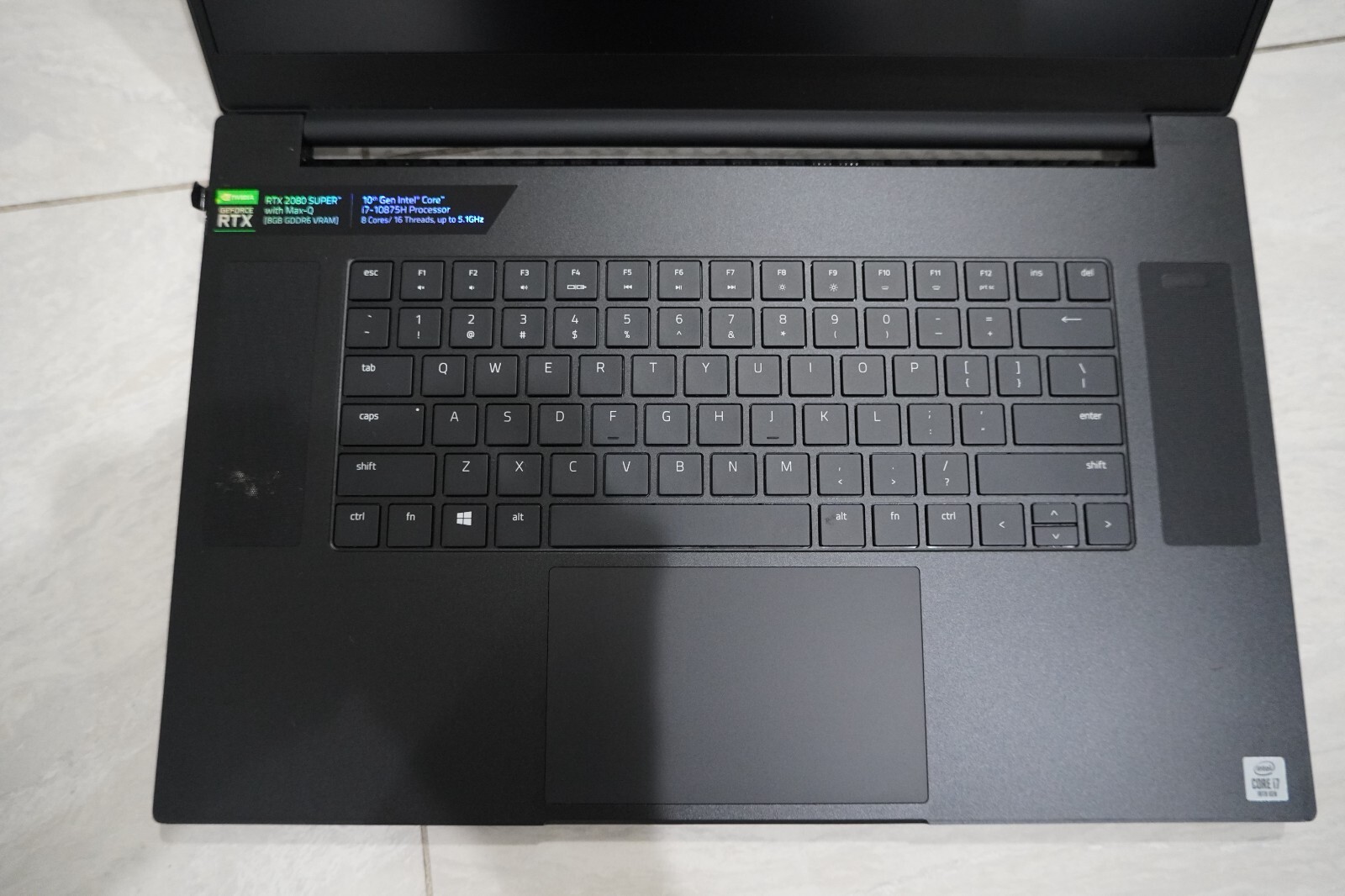 Razer Blade Pro 17 i7-10875H RTX 2080 Super Max-Q 16GB 512GB SSD RGB SD READ