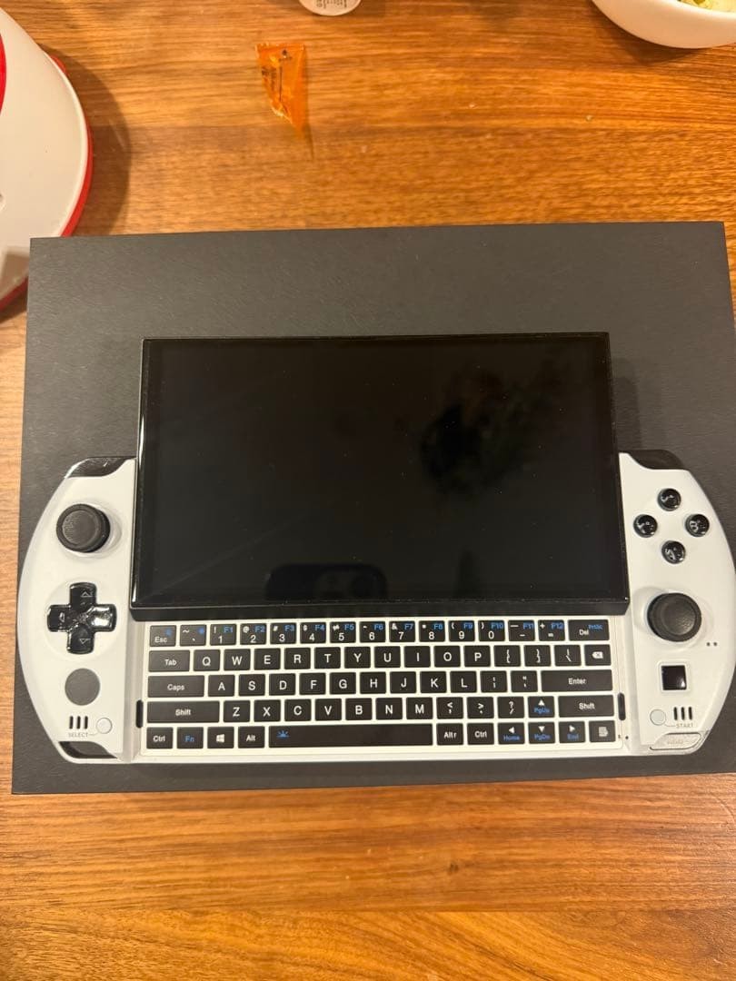 GPD Win Max Gaming PC Intel i5-1035G7 16GB RAM QWERTY Keyboard Handheld jp