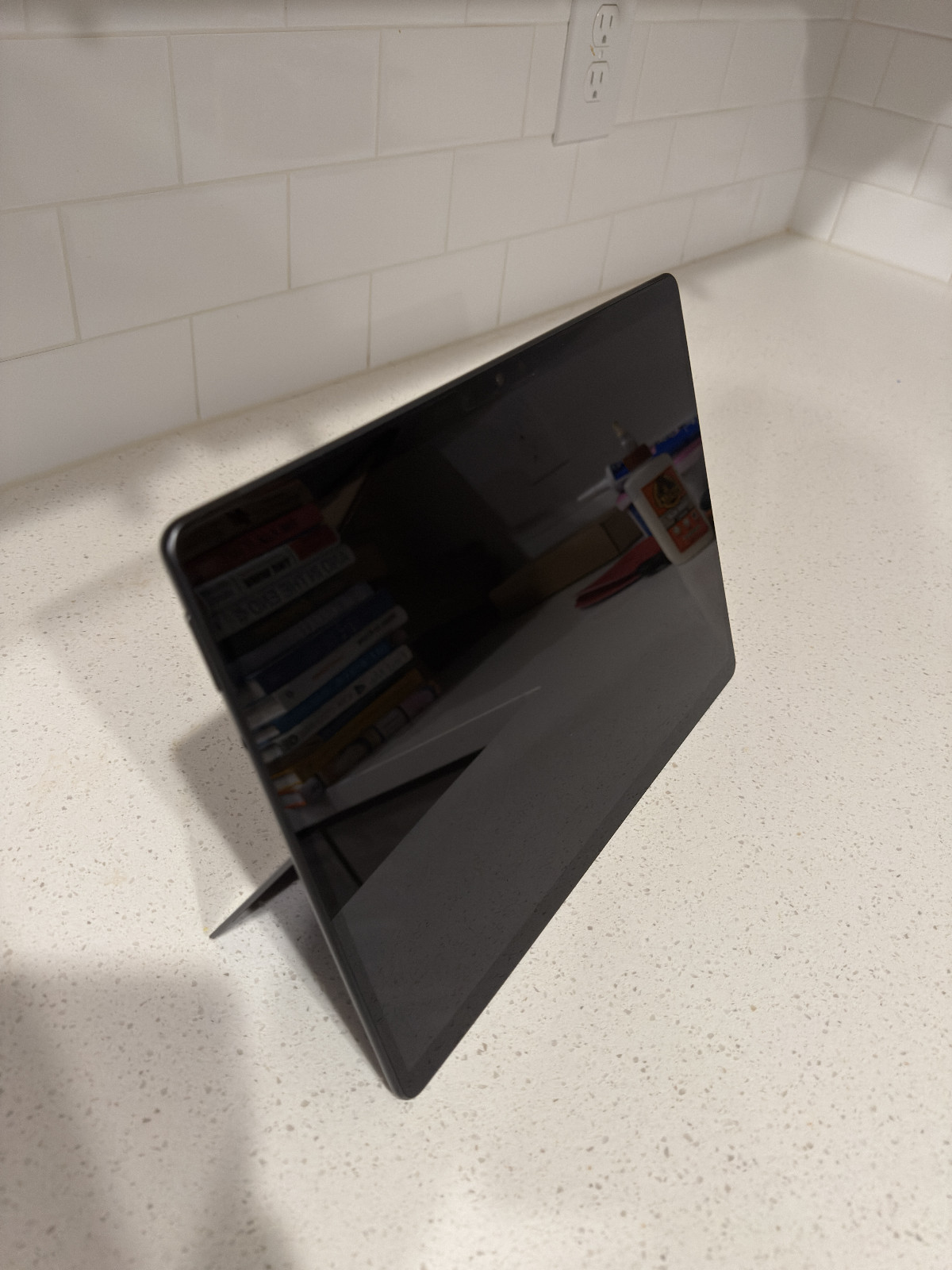 Microsoft Surface Pro 8 i7 16GB RAM 256GB SSD 13” Tablet Windows 11 + Charger