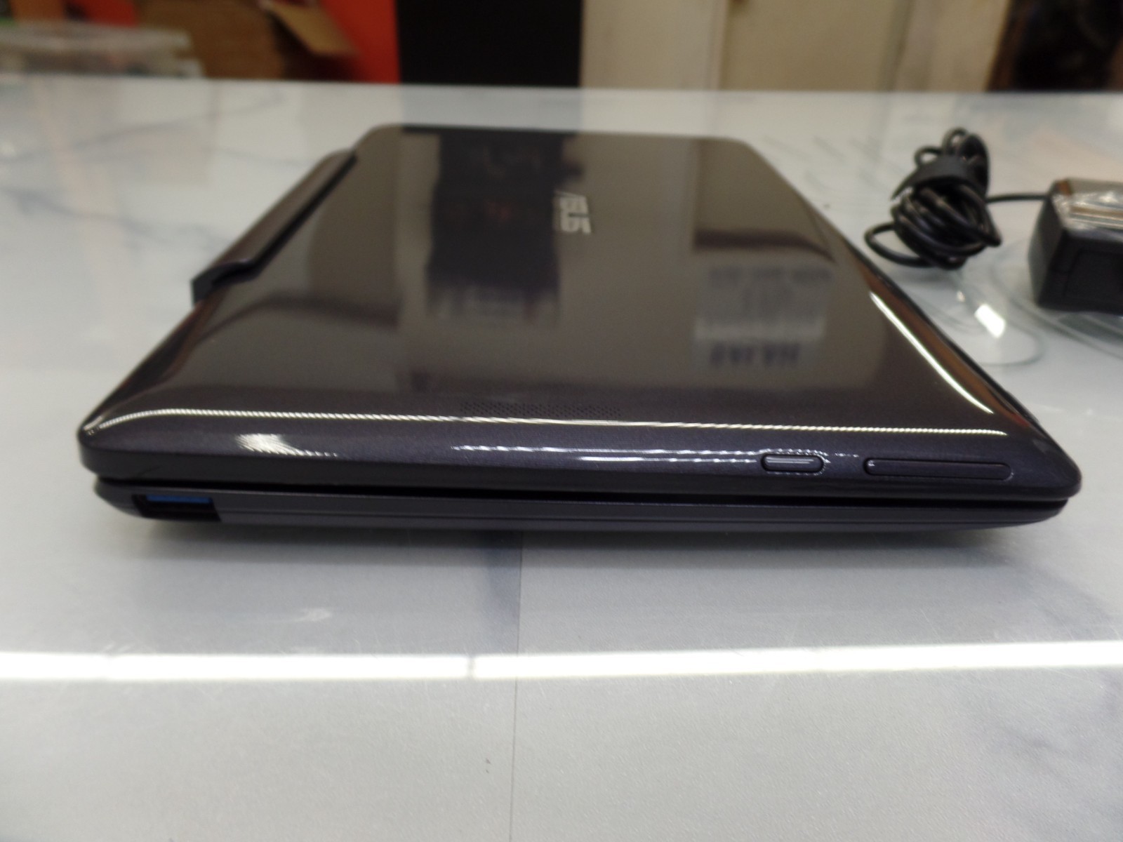 ASUS Transformer Book T100TA-B1-GR 1.33Ghz Z3775 2GB 32GB eMMC Touch 10.1″ MINT
