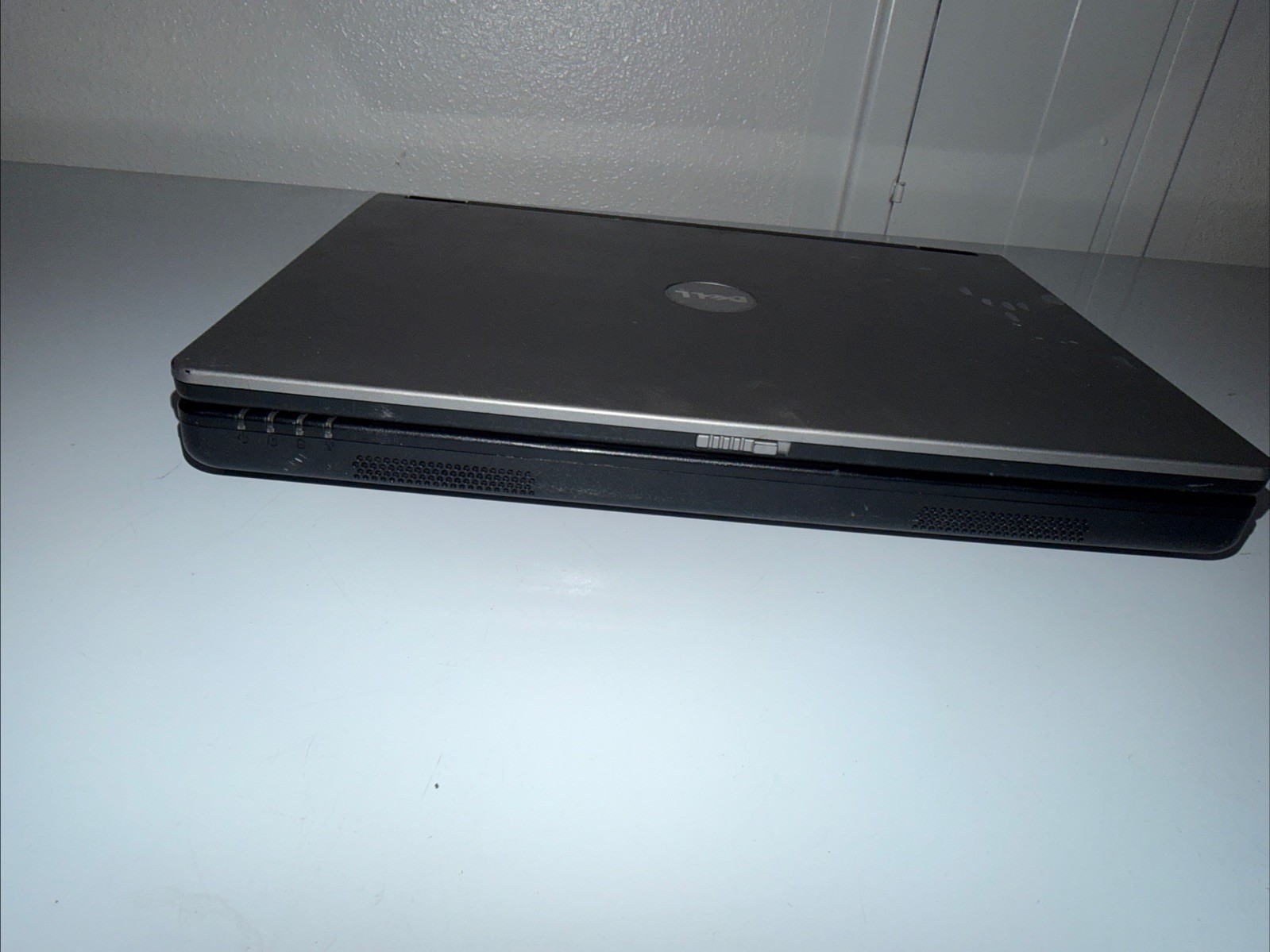 DELL INSPIRON PP21L B120 Laptop Untested As Is! For Parts Or Repair!