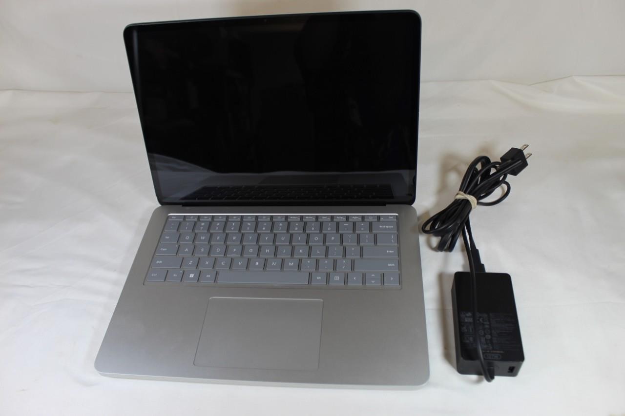 Microsoft Surface Laptop Studio 2 14.4” Touchscreen Laptop *B*