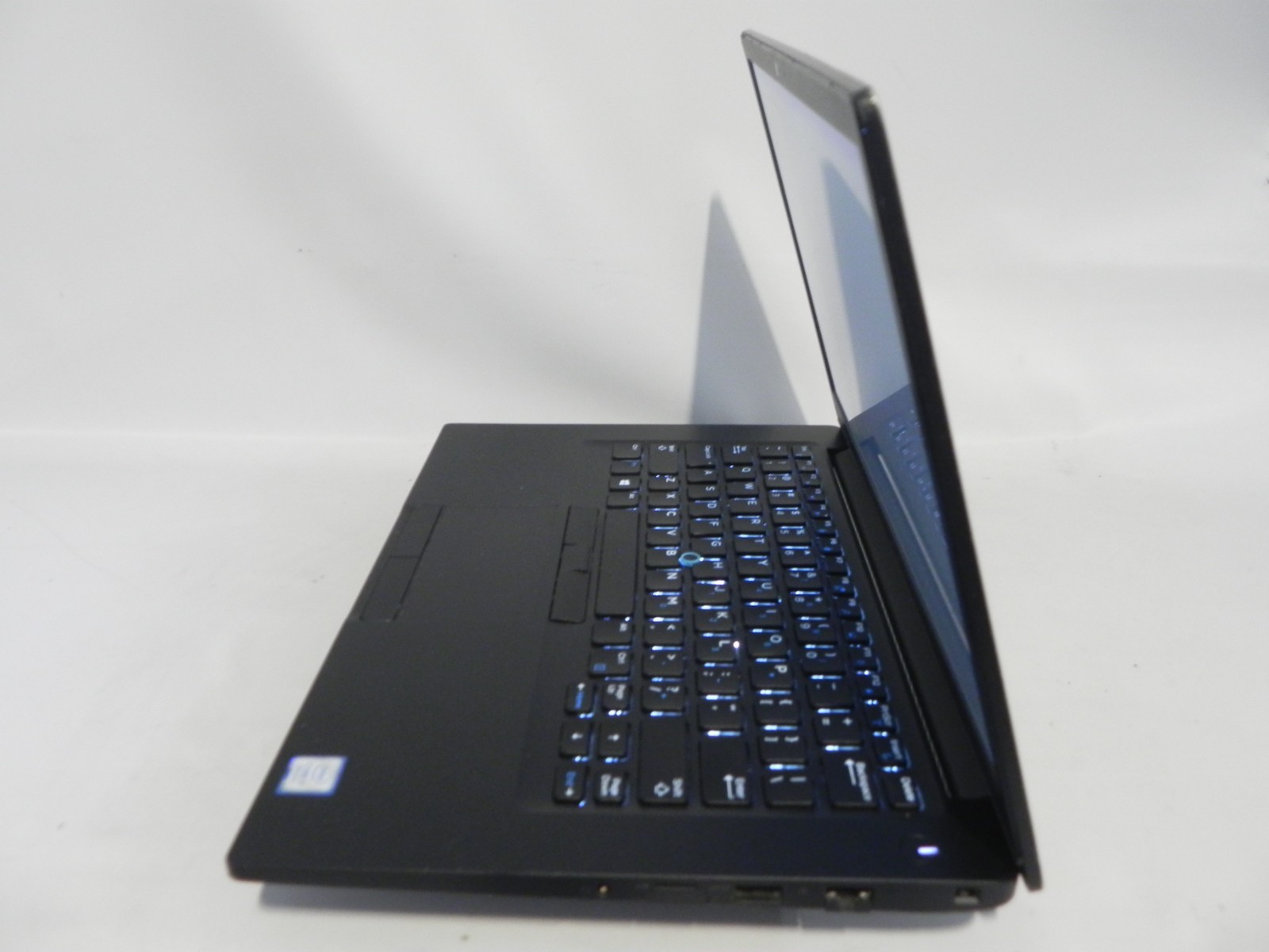 Dell Latitude 7490 Windows 11 Intel i7-8650u 1.9GHz 16GB RAM 512SSD