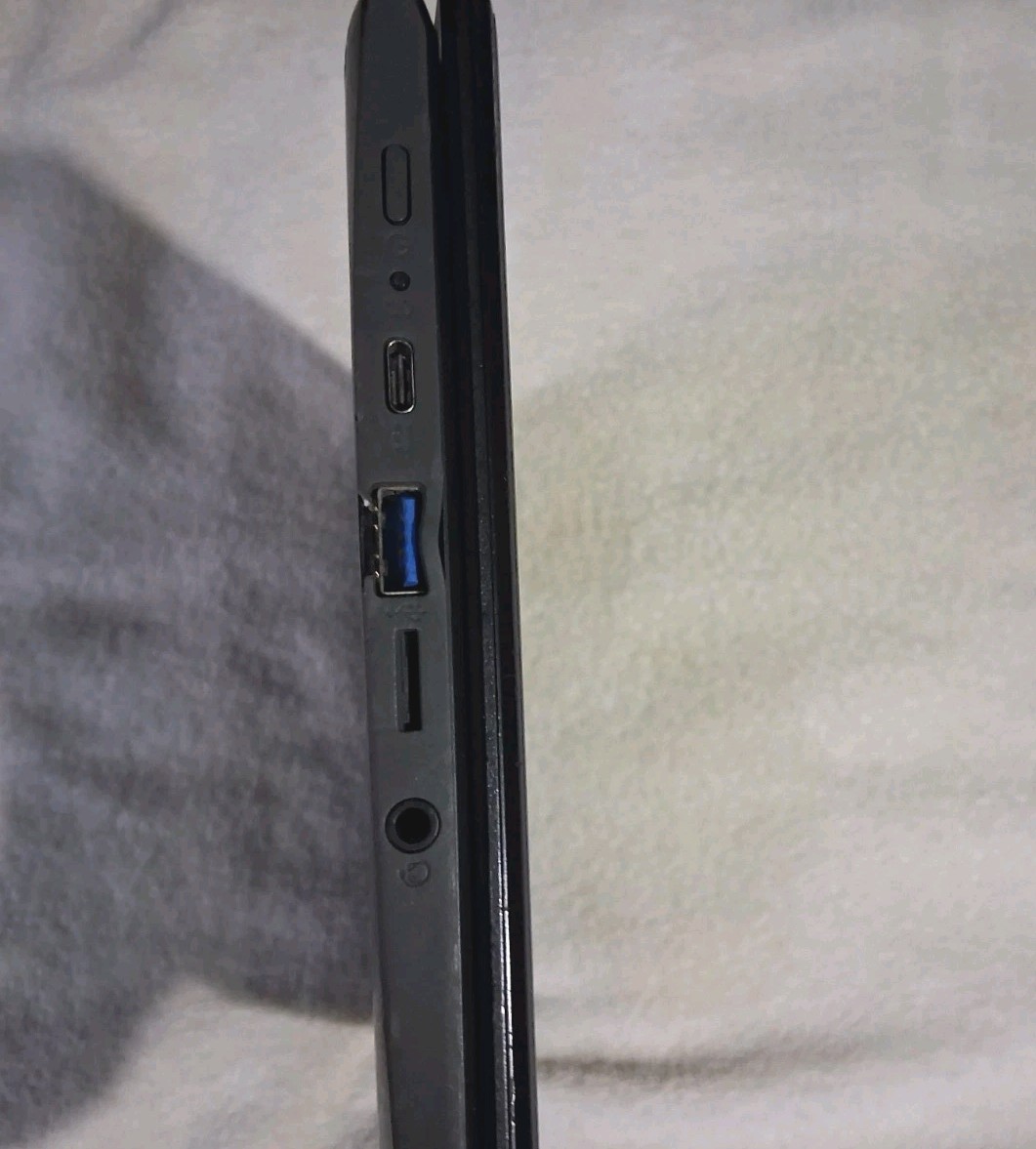 Acer Chromebook R752T-C3M5 11.6″ Touchscreen Intel Celeron 4GB Ram 32GB Storage