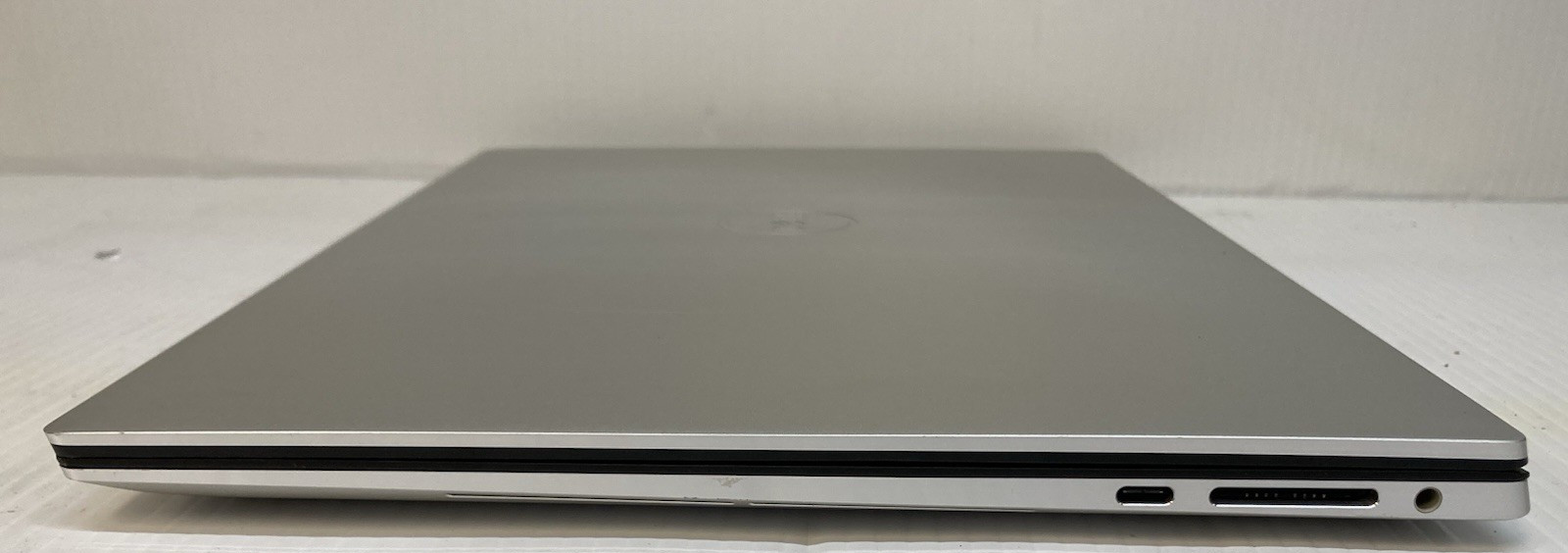 Dell XPS 15 9530 i7-13700H | 16GB | 1TB SSD | Intel Arc A370M-BAD TRACKPAD- READ