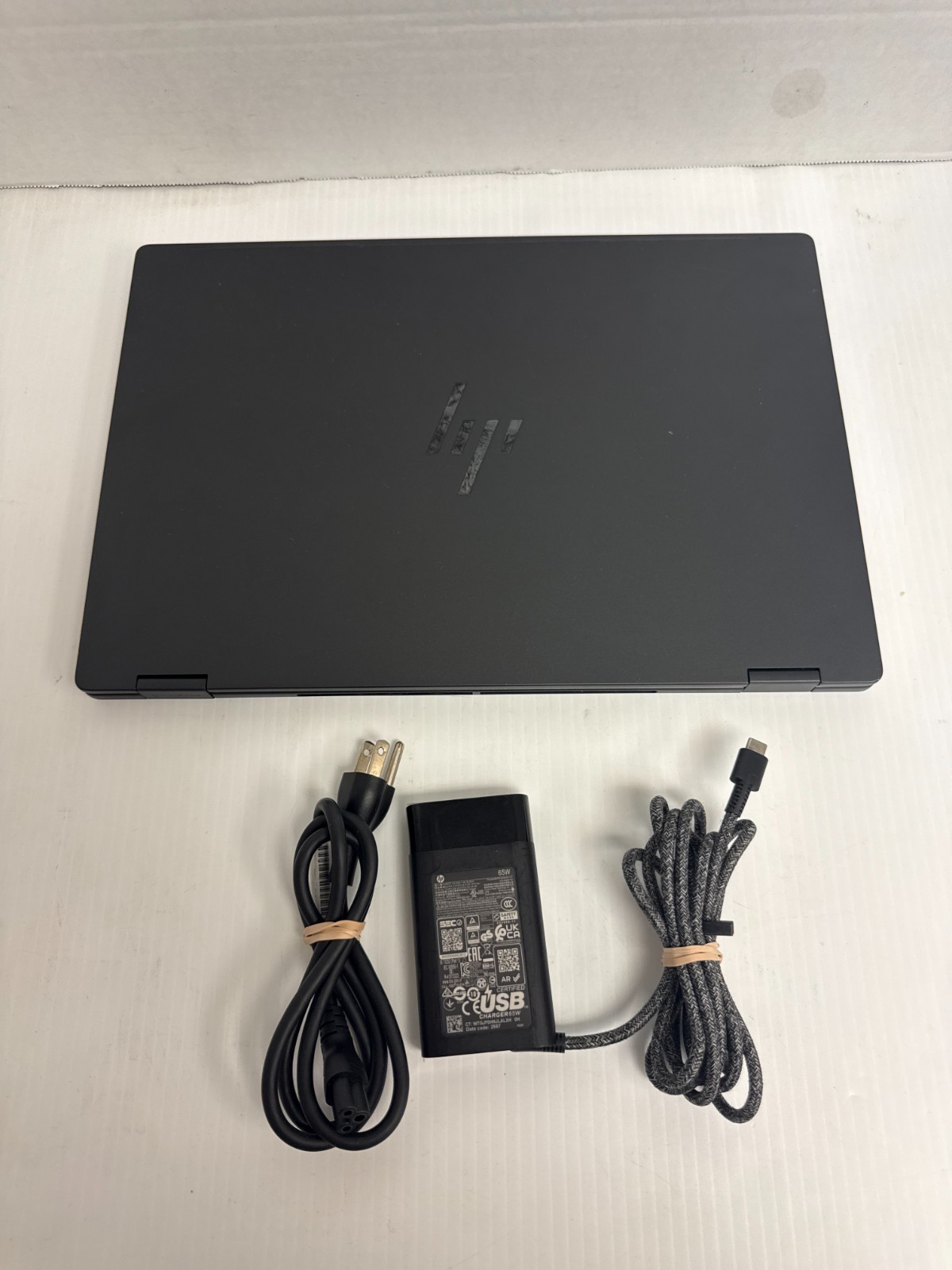 HP Omnibook X Flip 16-AS0023DX 16″ Core Ultra 7 256V 2.2GHz 16GB RAM 1TB SSD