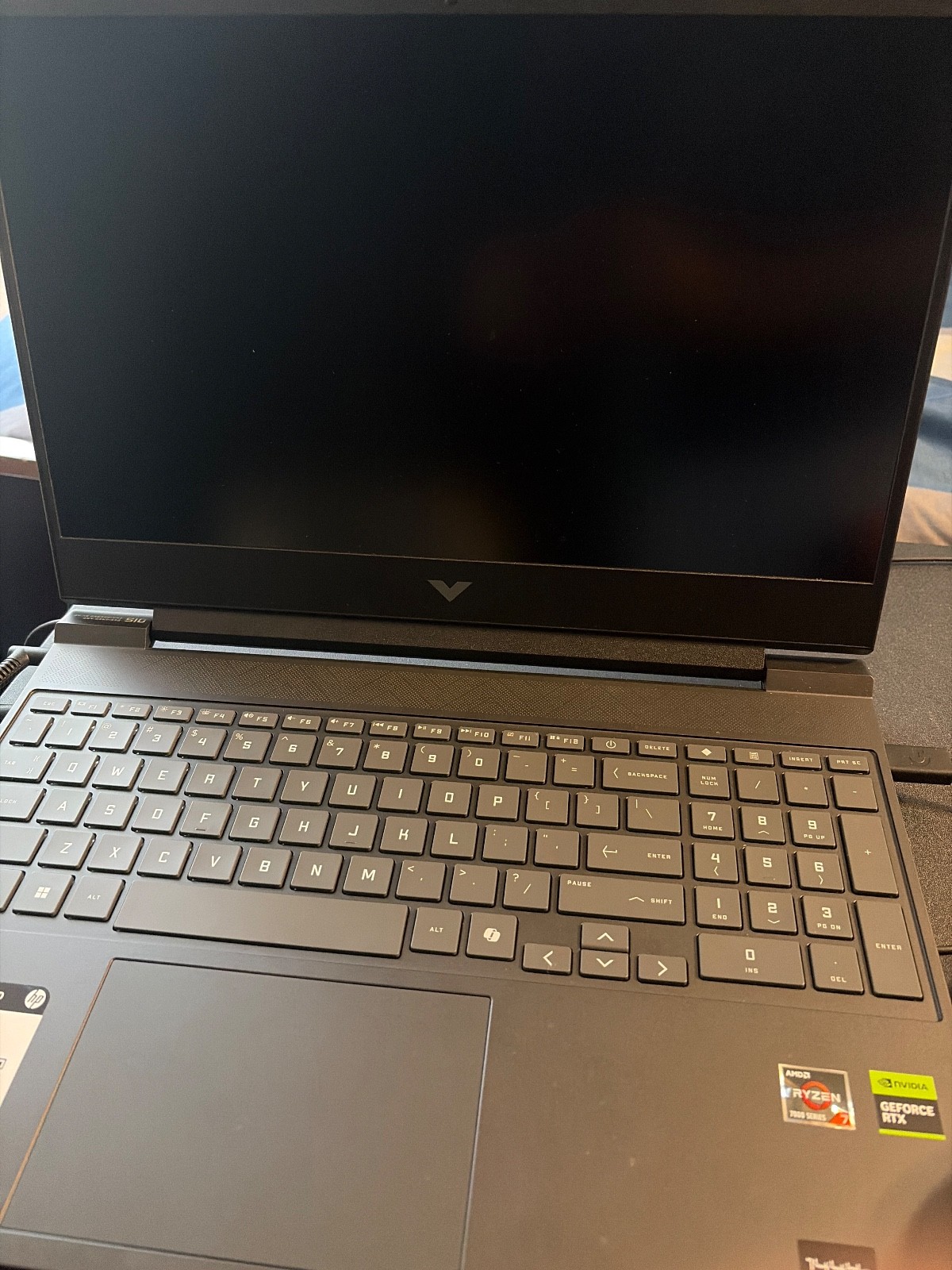 Gaming laptop computer HP Victus 15.6″ 144Hz AMD Ryzen 7 7445HS – 16GB