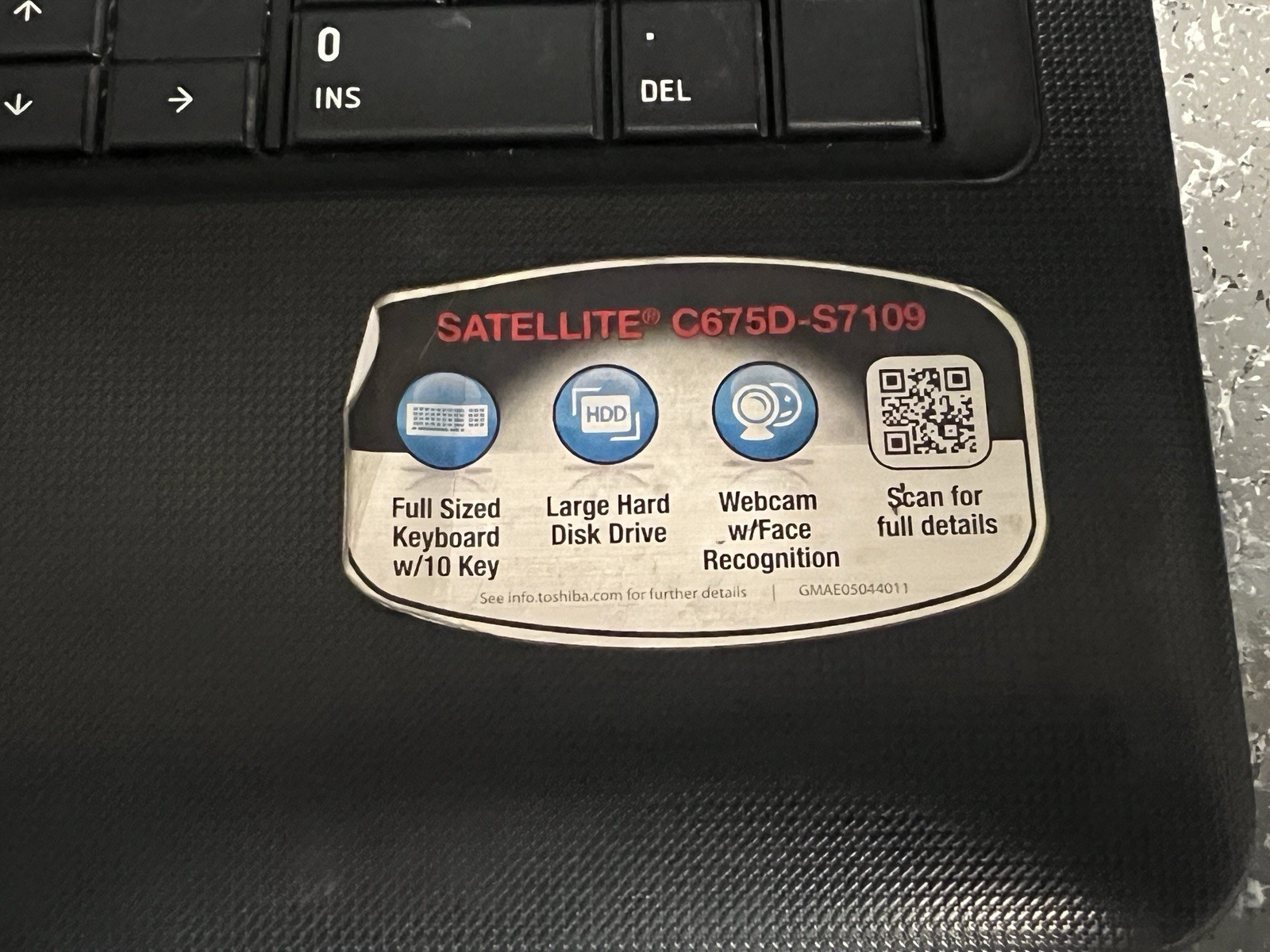 Toshiba Satellite C675D-S7109 AMD E-300 1.3GHz – NOT TESTED – DAMAGED SCREEN*