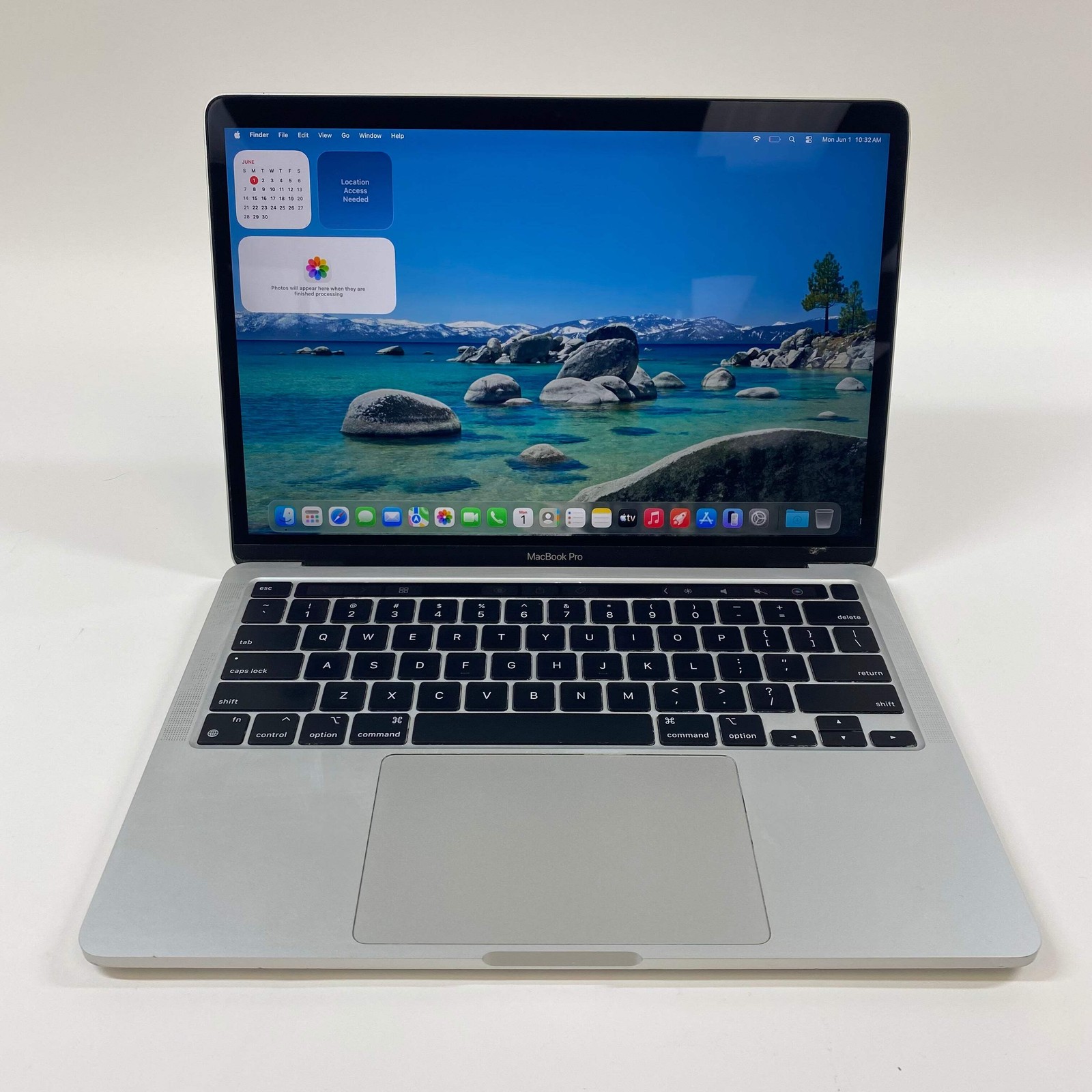 Broken 2022 Apple MacBook Pro 13.3″ M2 10C 3.5GHz 8GB RAM 512GB SSD A2338 READ