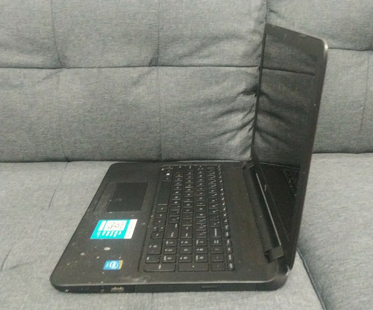 HP 15-f211wm Laptop – L0T32UATouchscreen 15.6″