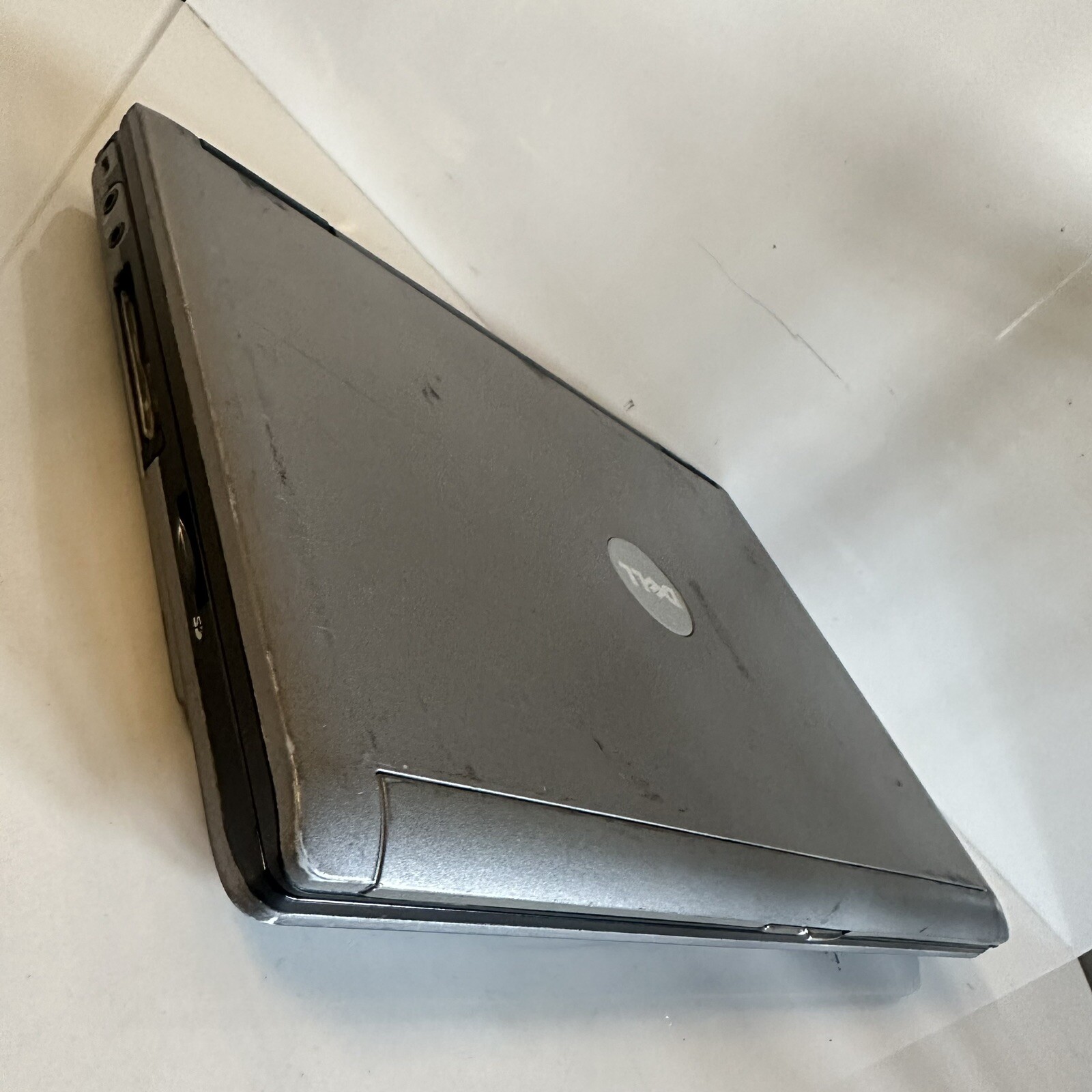 Dell Latitude D420 12.1” Laptop Intel Core 1.06GHz 512MB RAM No HDD
