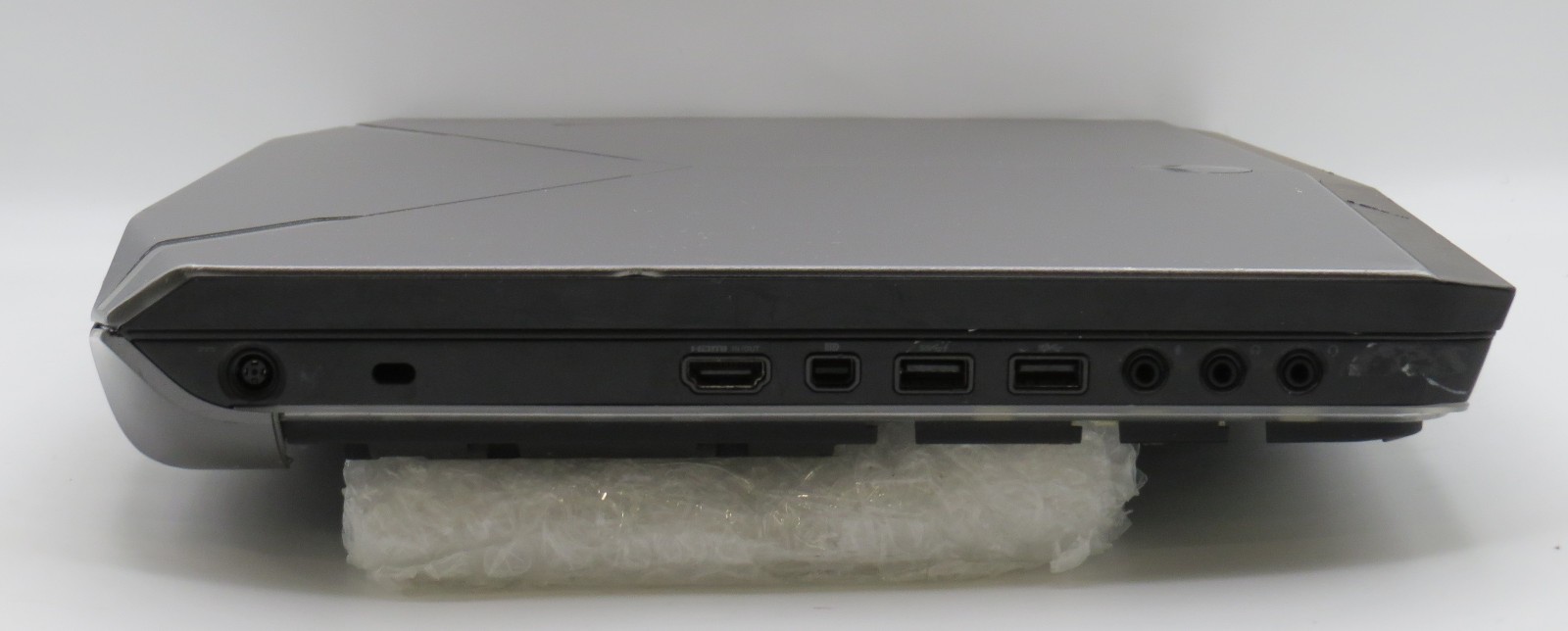 Alienware 13 r3 i7-7700HQ @ 2.8 Intel HD 17.3″ No RAM/HDD/OS/AC *PARTS*