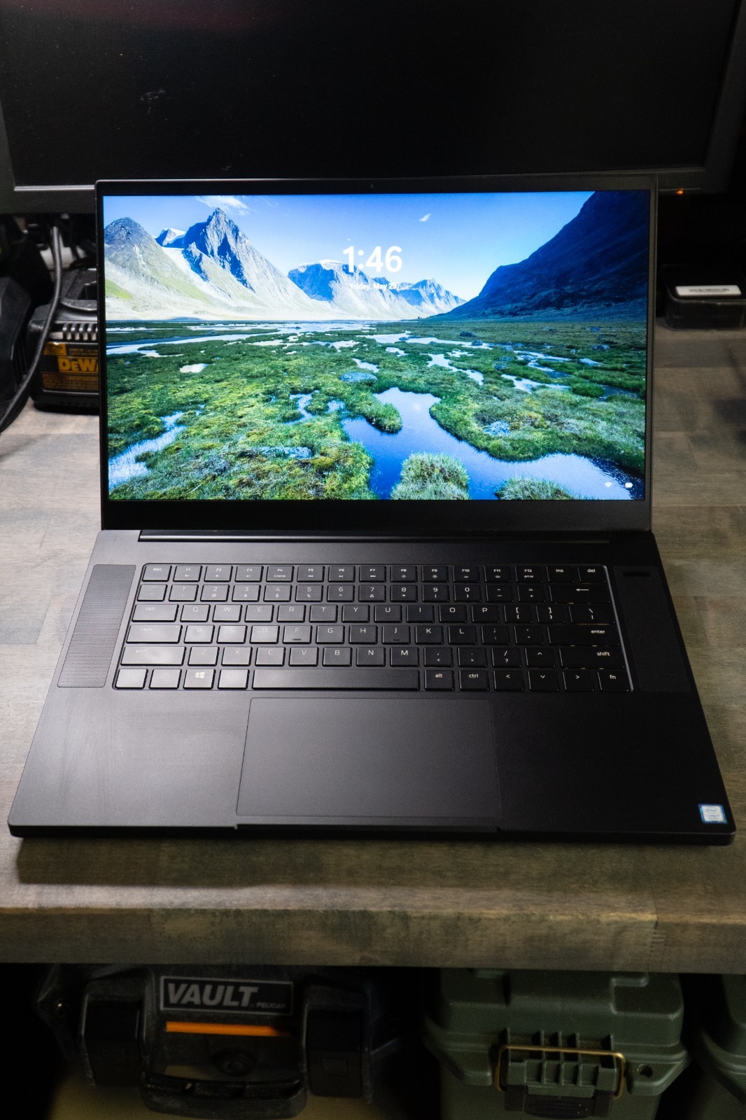 Razer Blade 15 Gaming Laptop RTX 2060 i7-9750H 32GB RAM 1TB SSD