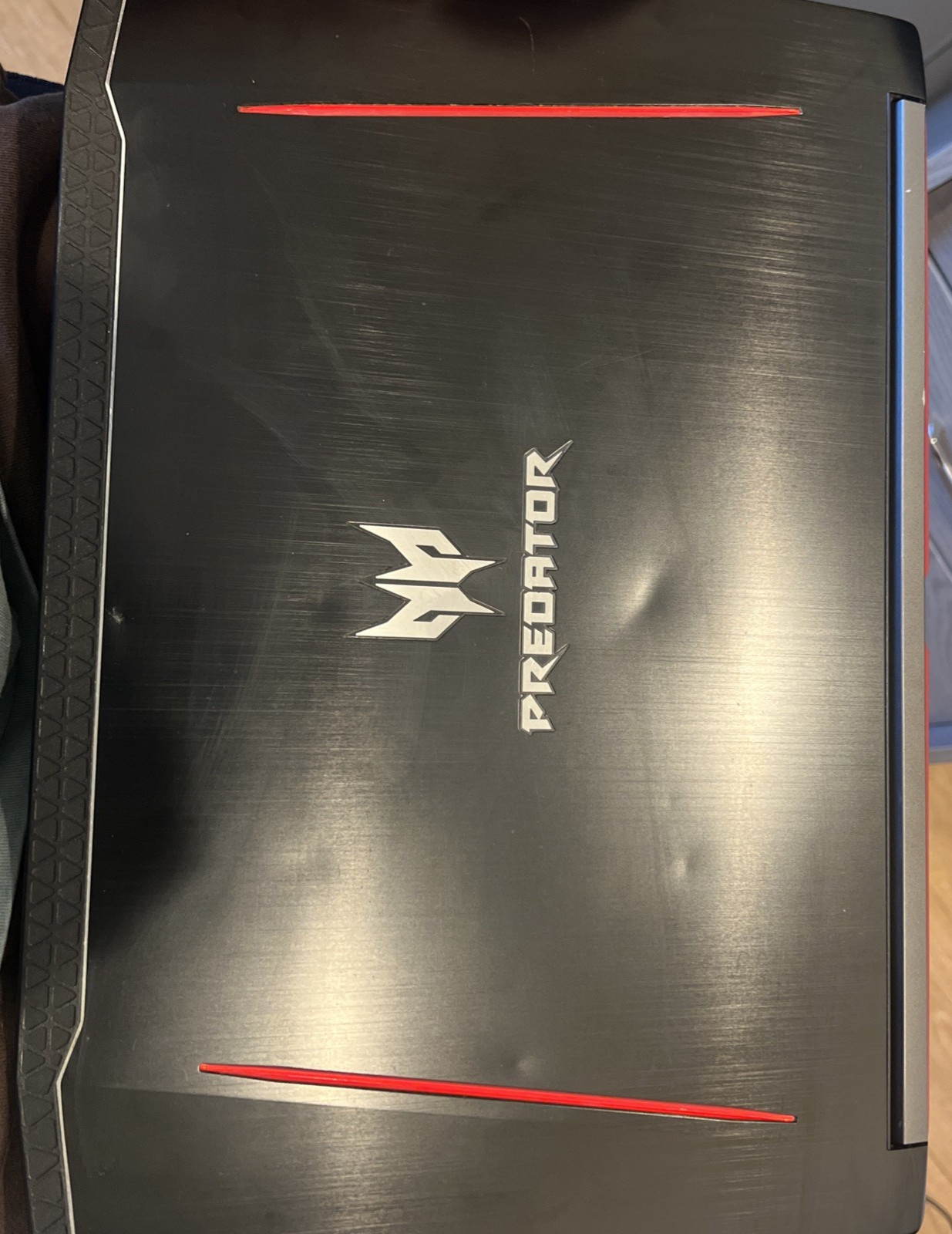 Acer Predator Helios 300 15.6in. (256GB, Intel Core i7 7th Gen., 2.80GHz, 16GB)