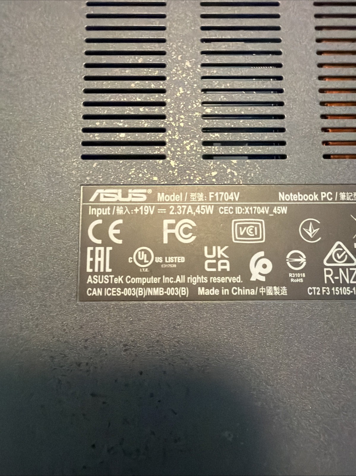 ASUS Vivobook 17 F1704V 17.3″ i5-120U 1.4GHz 8GB 512GB SSD Windows 11 Home
