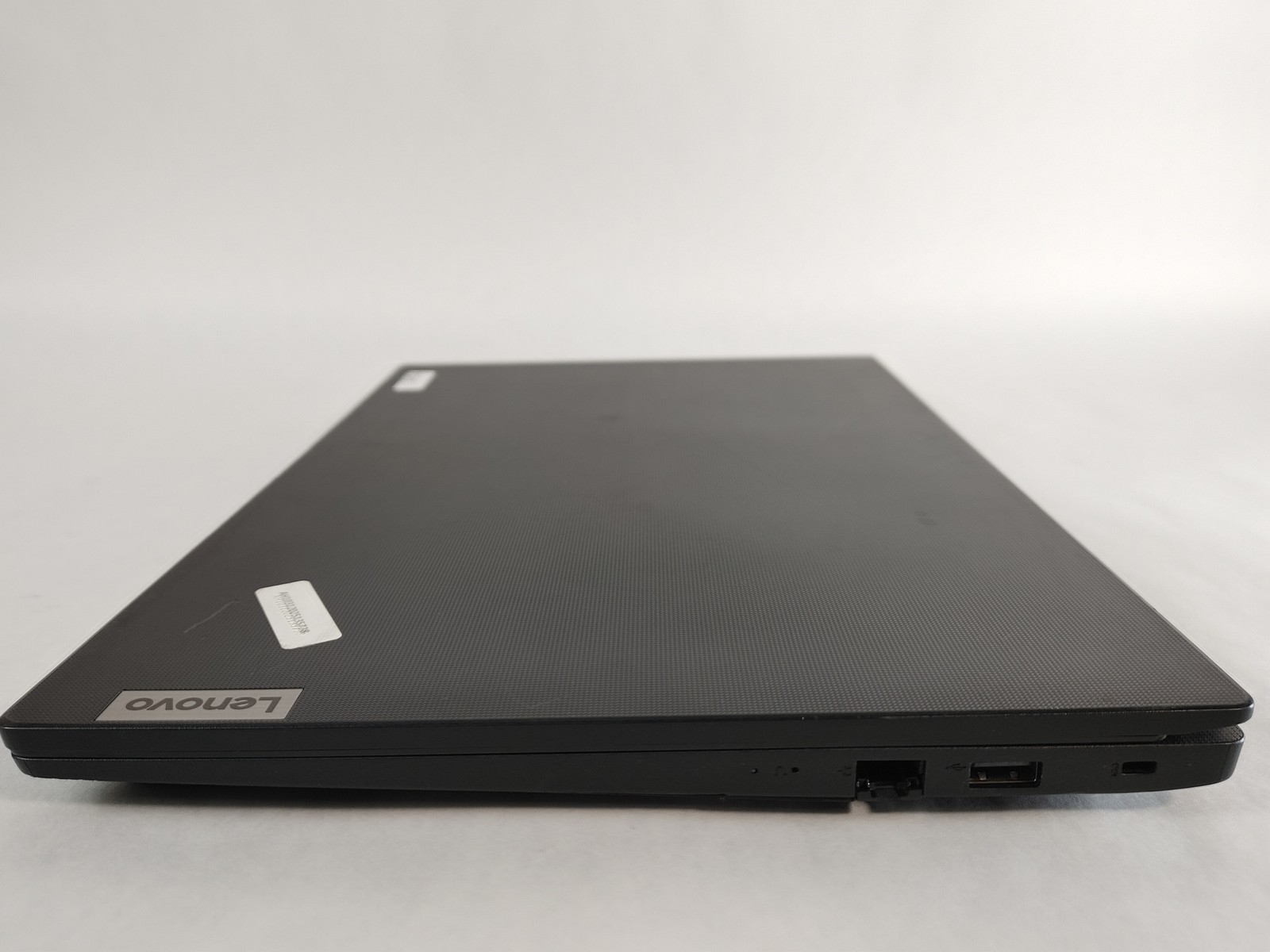 Lenovo V15 G4 IRU Core i3-1315U 1.20 GHz 8 GB DDR4 256 GB NVMe Windows 11 Pro