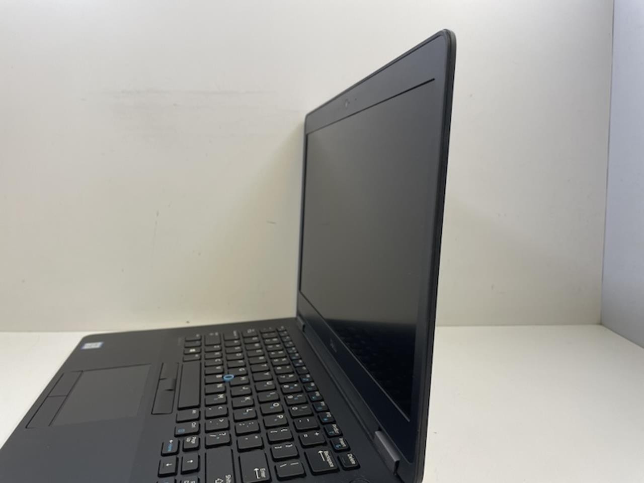 DELL LATITUDE E7470 Laptop w/ Intel Core i5-6300U 2.40 GHZ + 16GB No HD/Battery