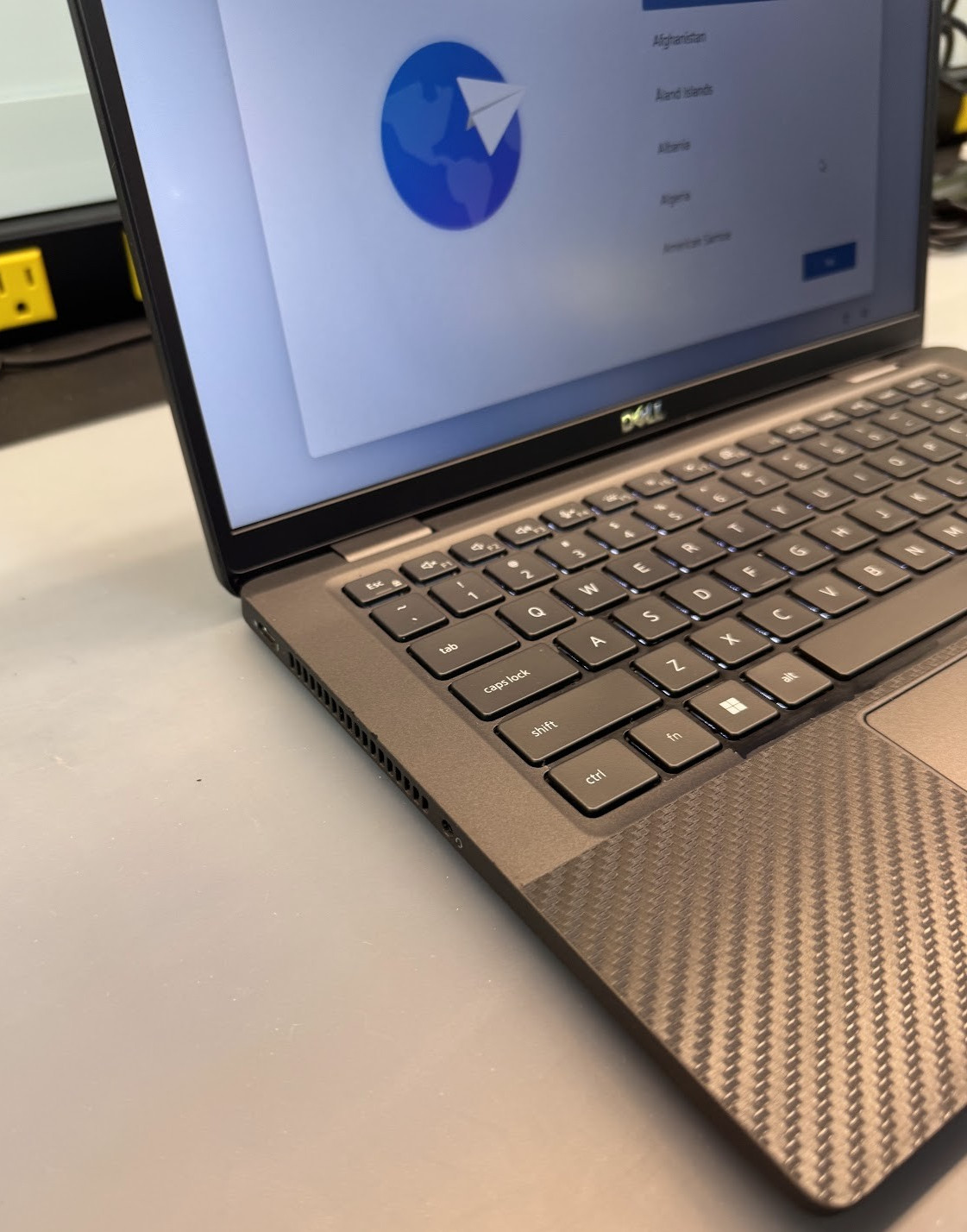 Dell Latitude 7330 13″ INTEL CORE i7-1245U 512GB SSD 32GB RAM WINDOWS 11 B