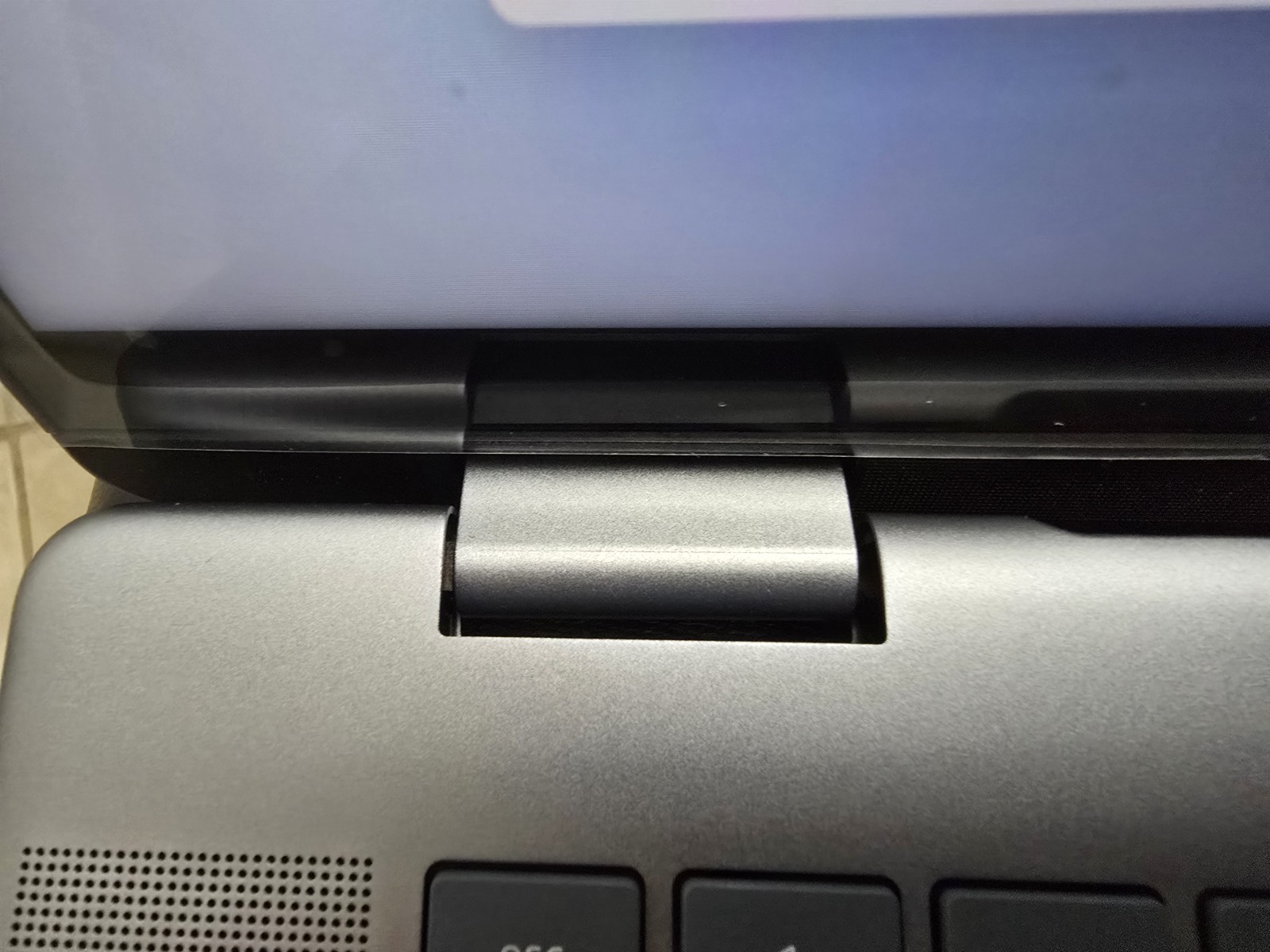 Dell Inspiron 16″ 7640 2-in-1 FHD+ Touch Ultra 7 155H 16GB RAM 1TB SSD Laptop