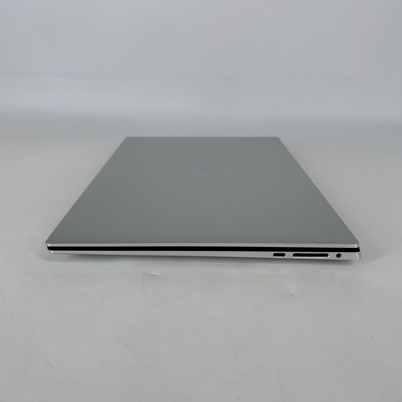 Dell XPS 15 9510 3.5K TOUCH i9-11900H 2.50GHz 16GB 1TB SSD NVIDIA RTX 3050 Ti