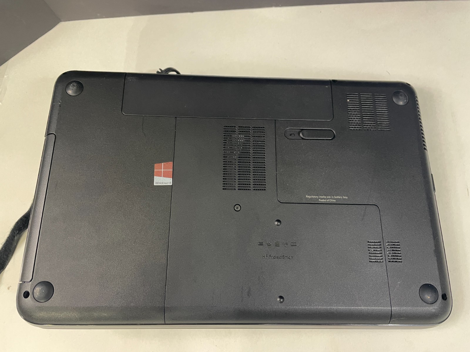 HP Pavillion G6 15″ Laptop ~ Windows 8 AMD A6 2.7GHz ~ 700GB HD ~ 4GB RAM Works!