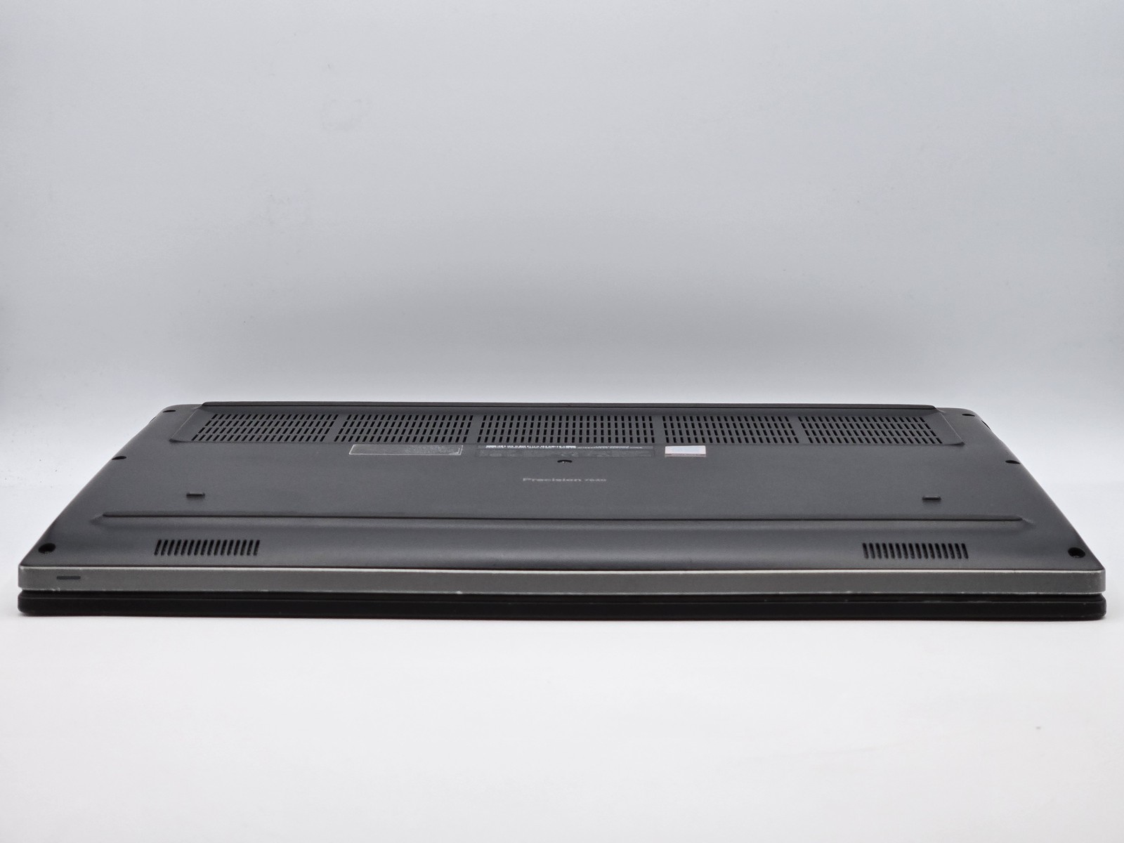 Dell Precision 7530 15″ FHD I7-8750H 1TB SSD 16GB W11P Quadro P2000 *READ*